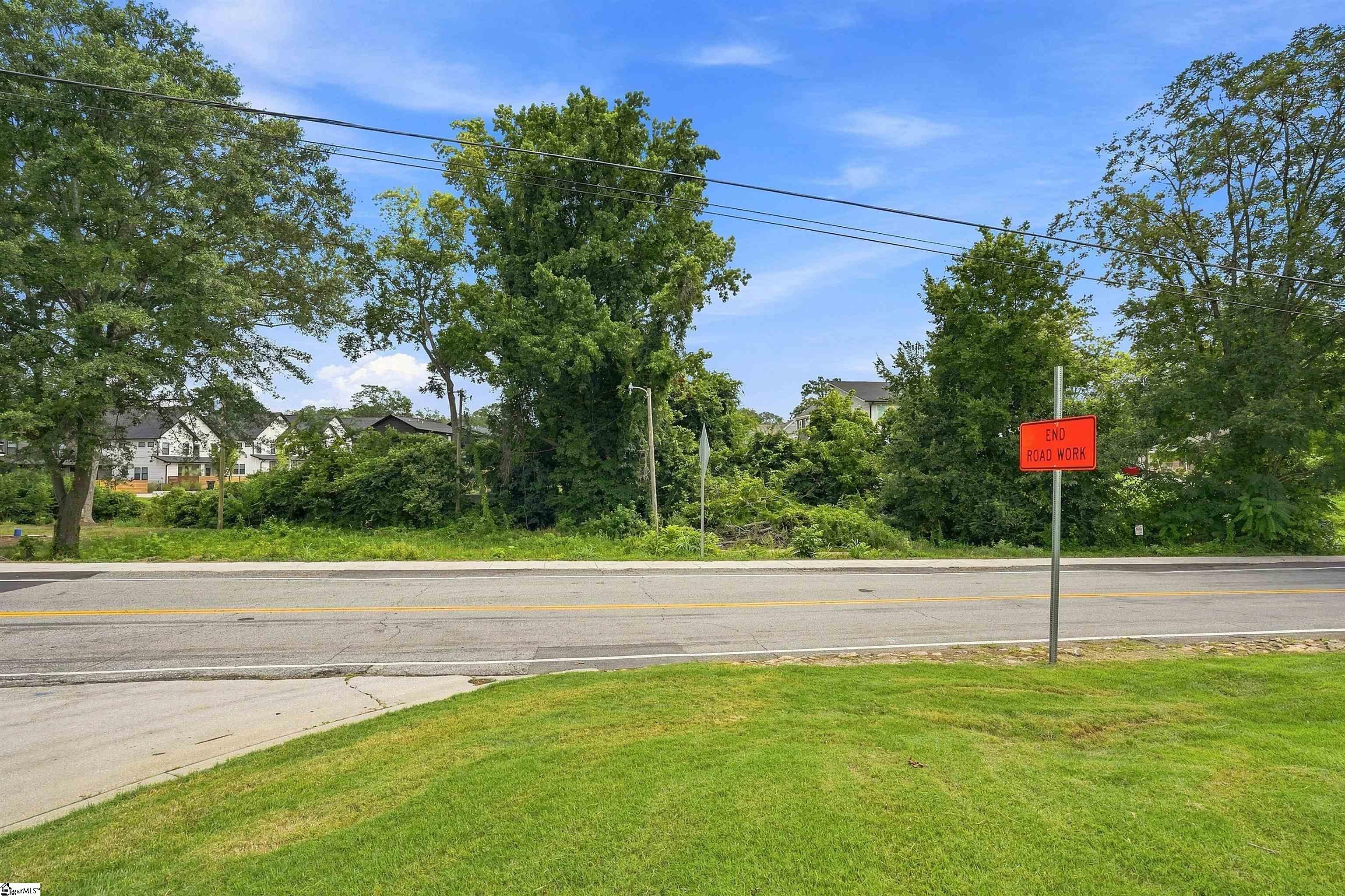 107 Guess Street Property Photo 2