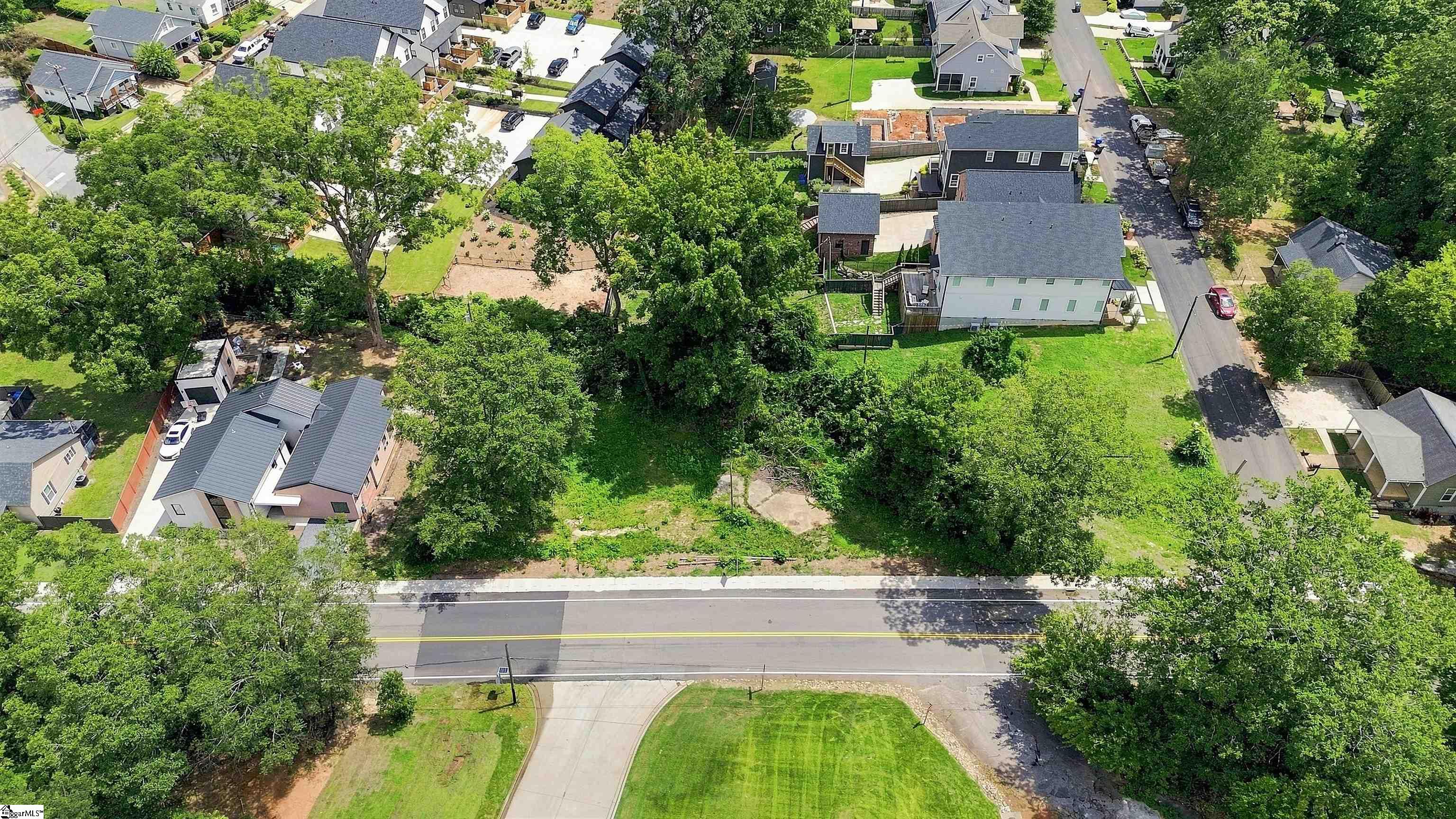 107 Guess Street Property Photo 3