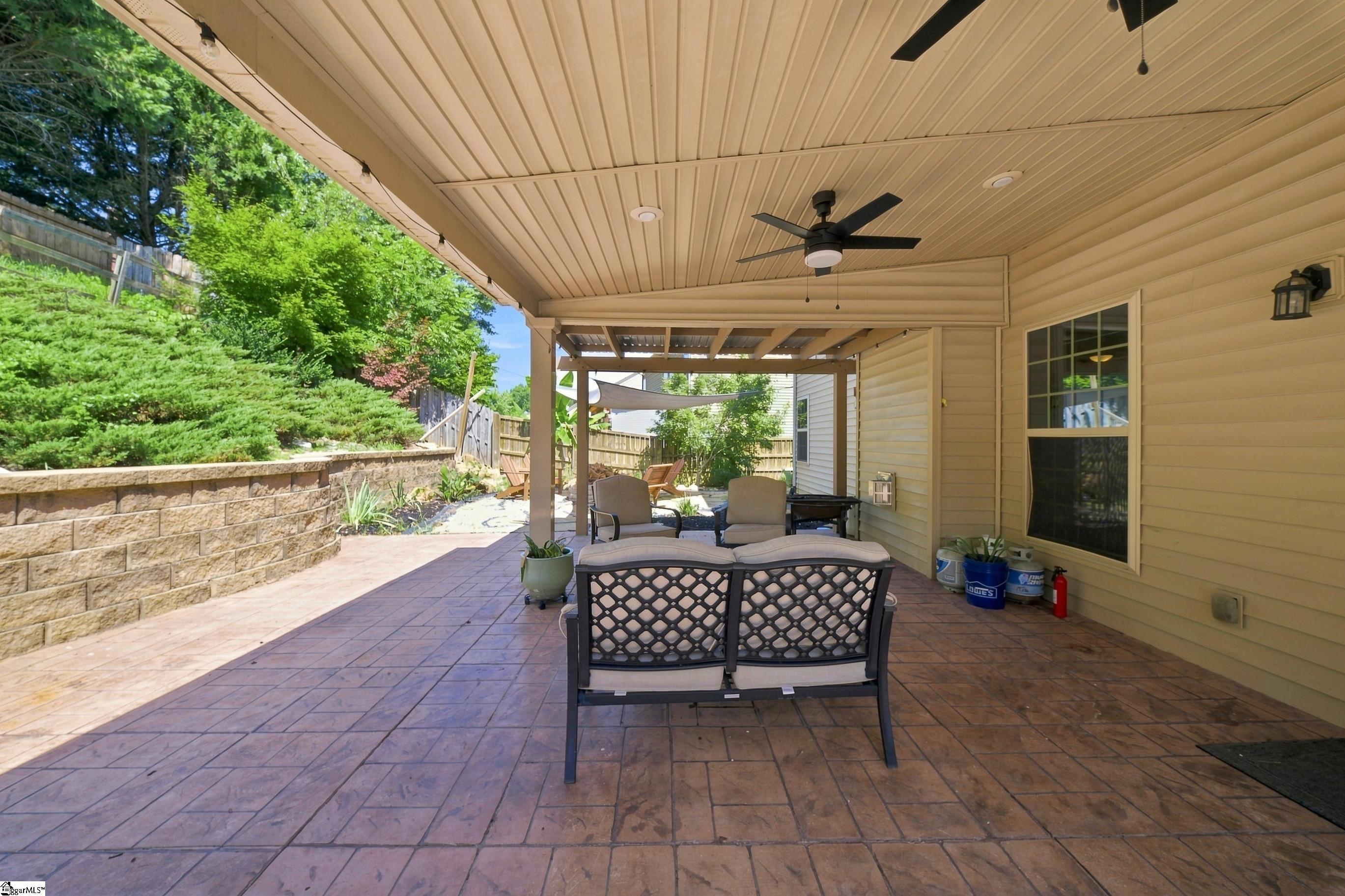 186 Chandler Crest Court Property Photo 5