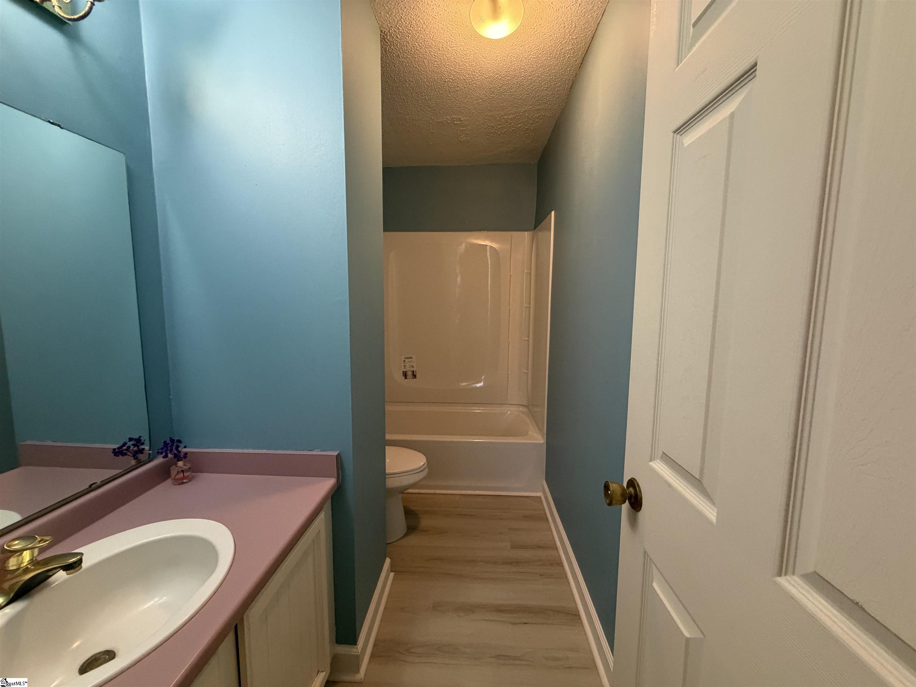 1907 Spring Wood Drive Property Photo 13