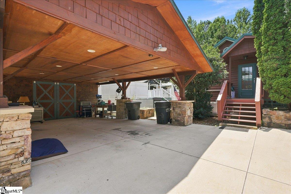213 Cox Ridge Court Property Photo 35