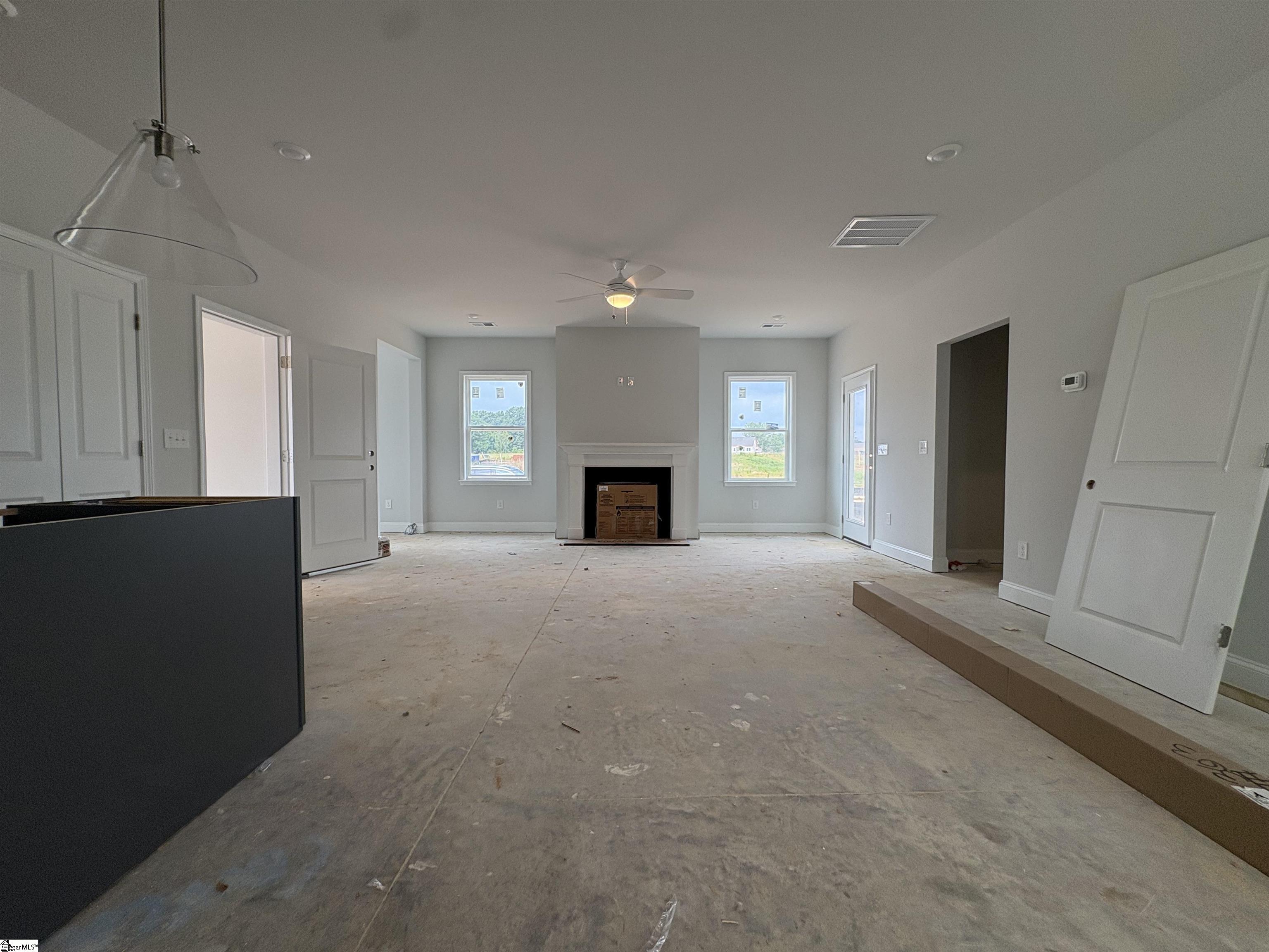 10 Whirlwind Way Property Photo 6