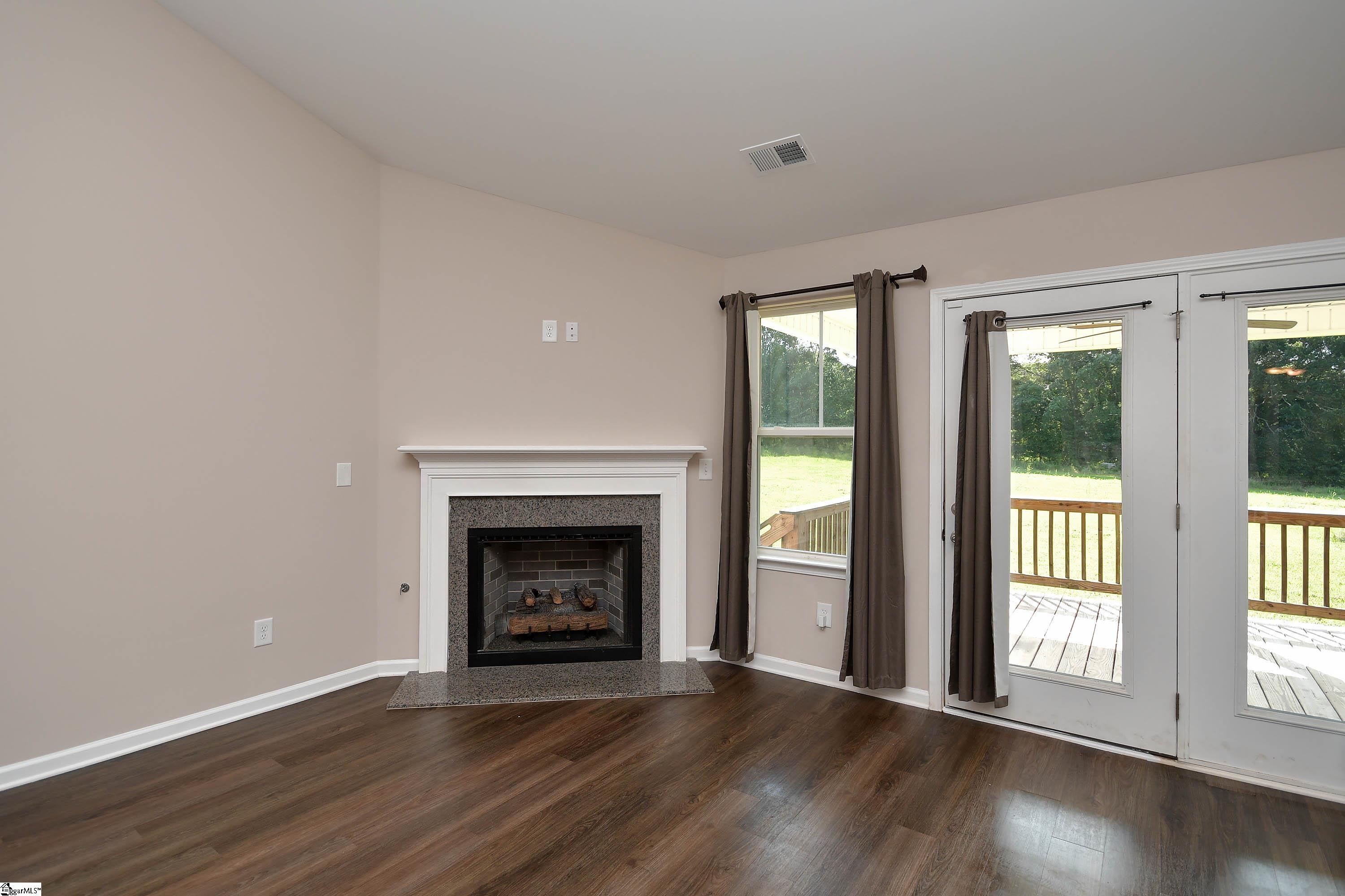 800 Broadway School Road Property Photo 22