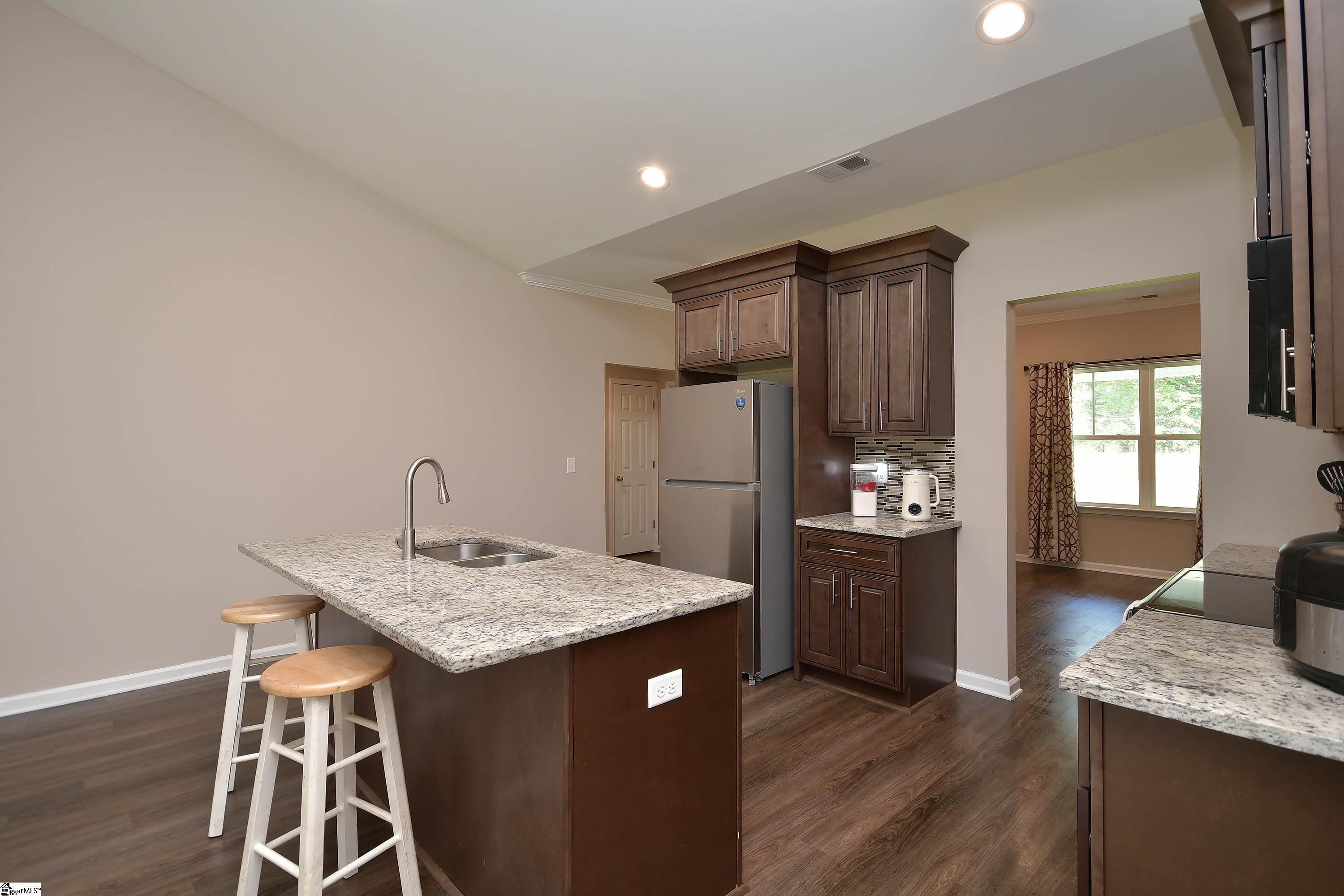 800 Broadway School Road Property Photo 24