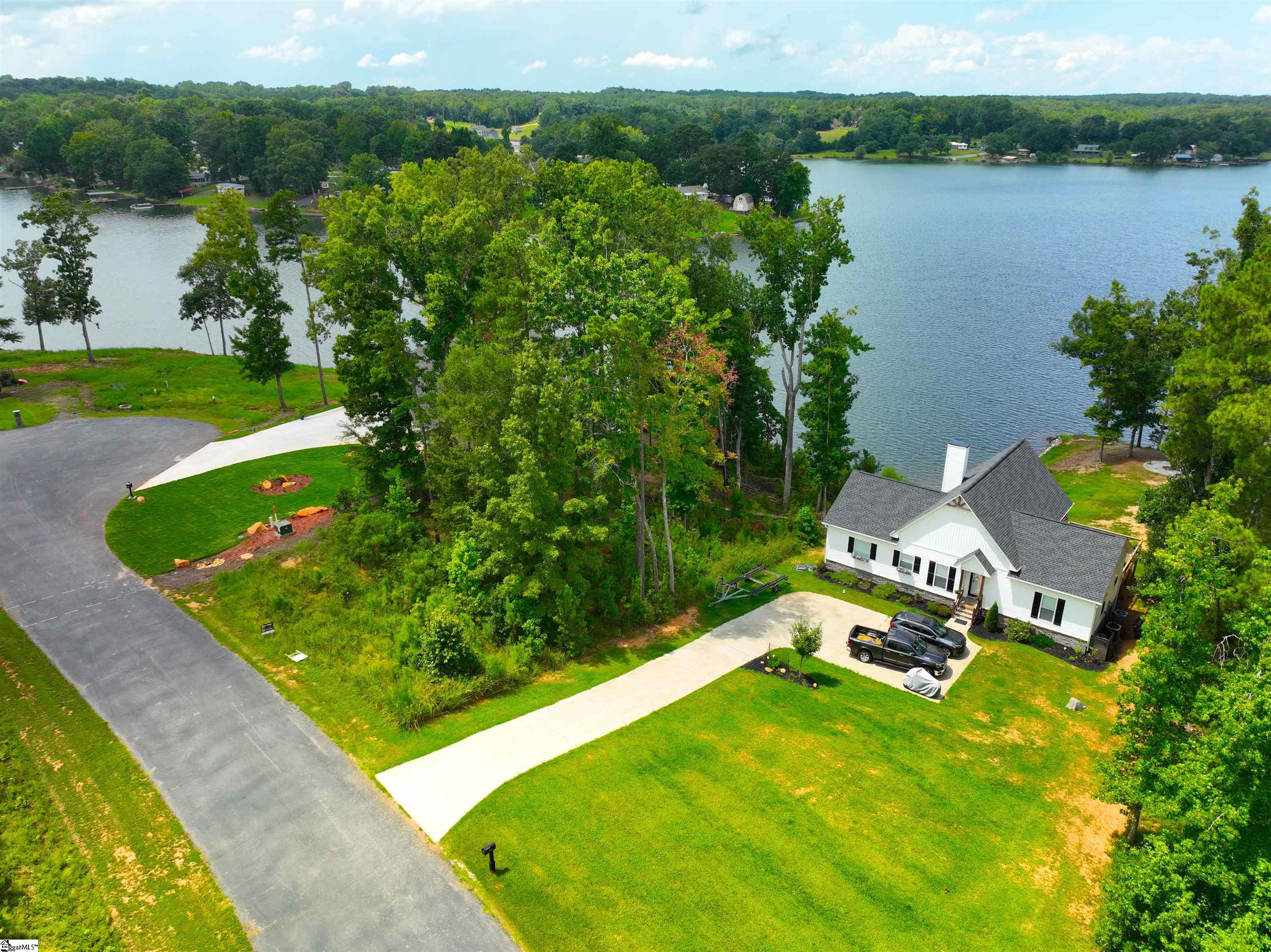 38 Waterside Point Property Photo 6