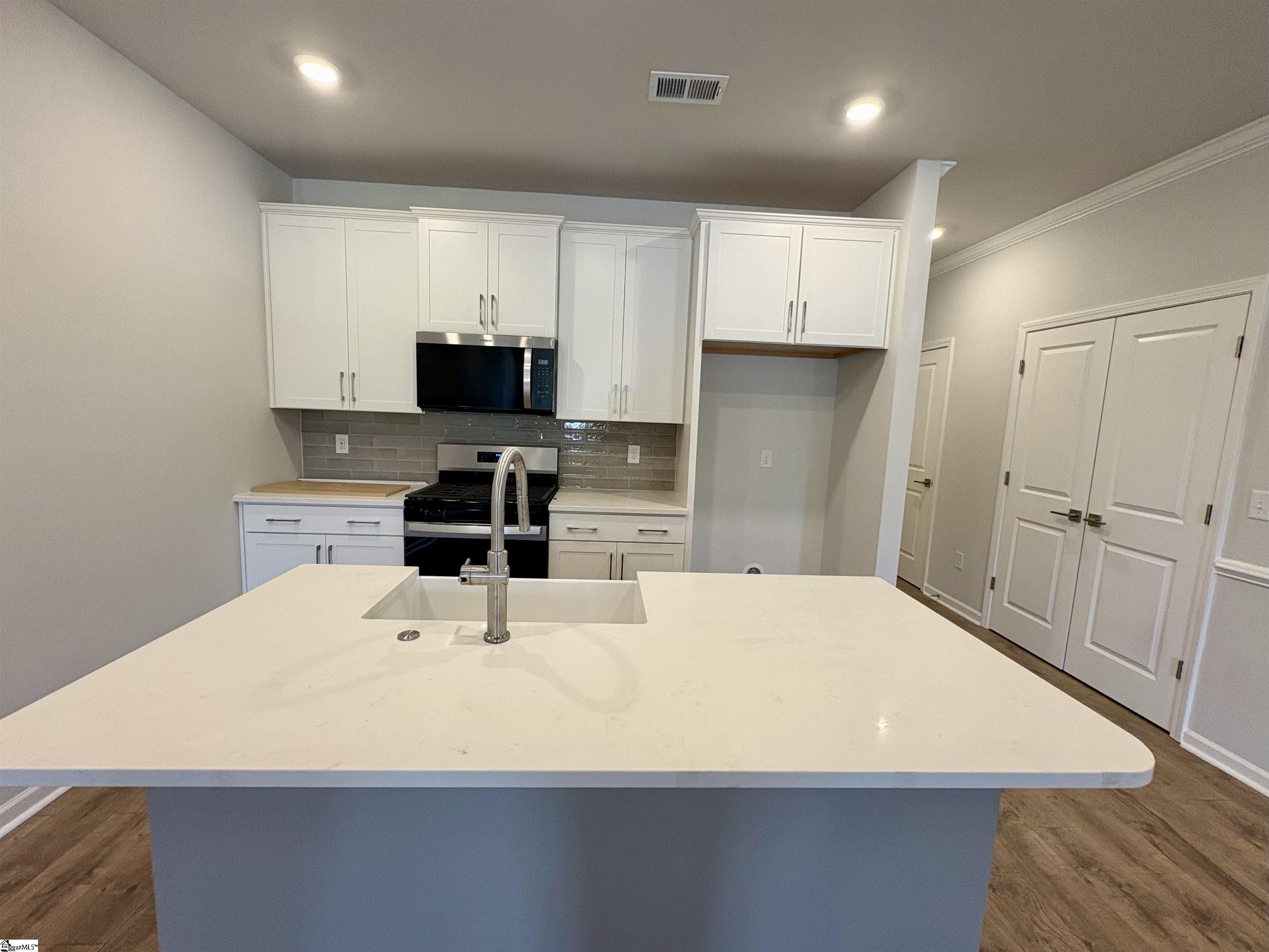 108 Gauley Street Property Photo 3