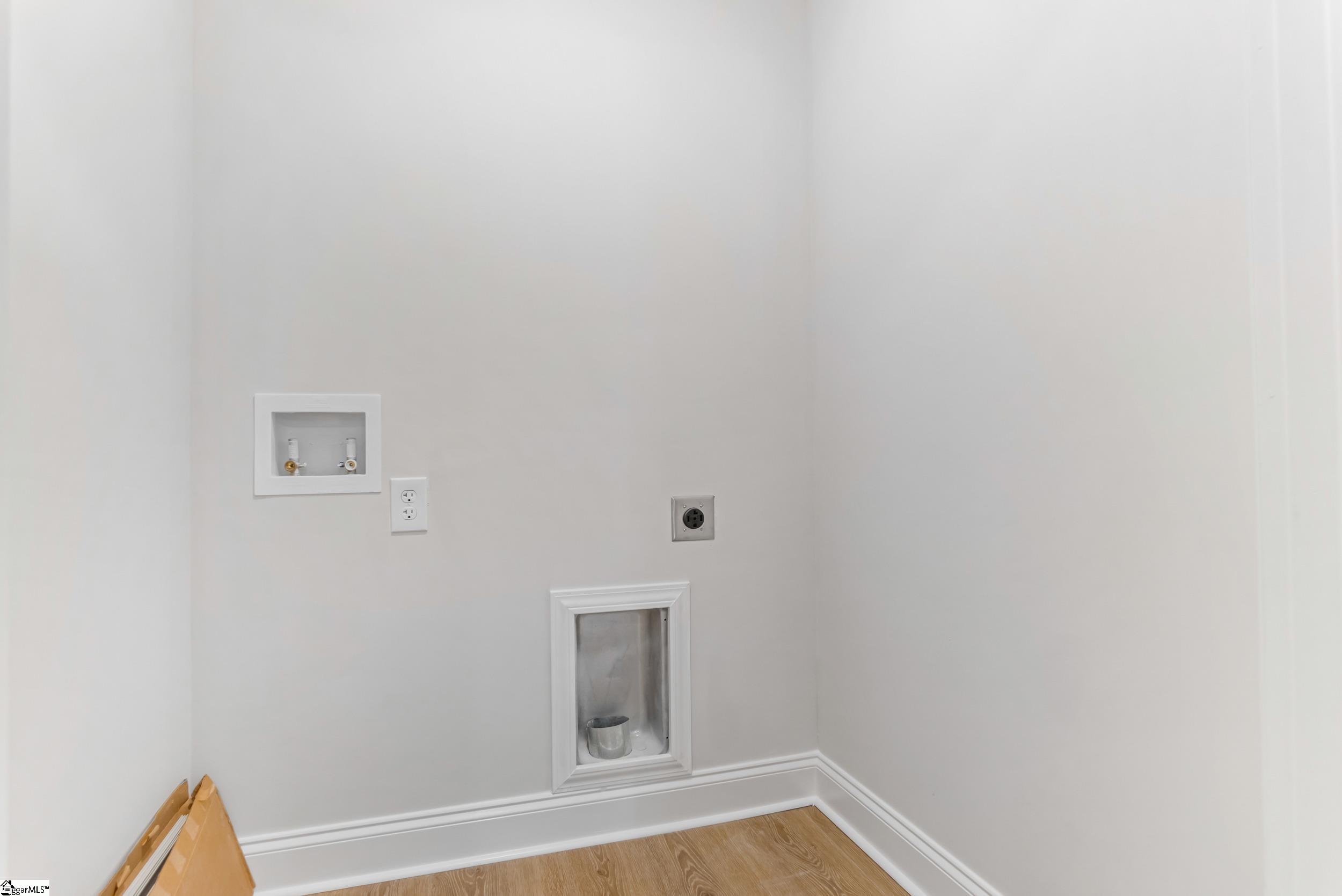 12 E Decatur Street Property Photo 15