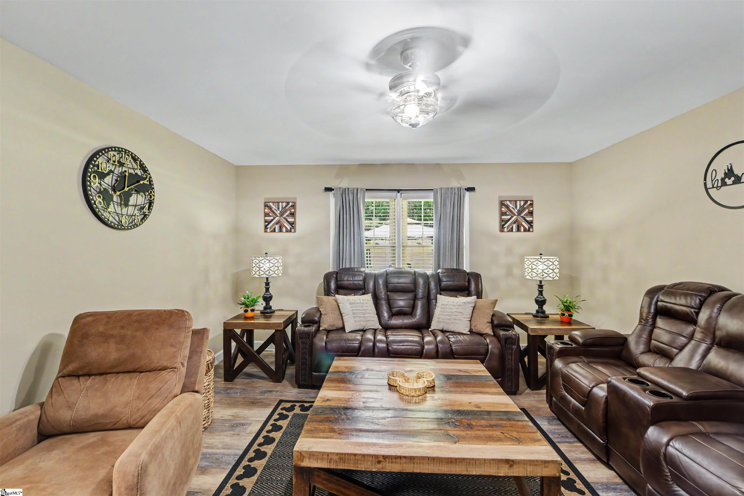 159 Oak Hill Drive Property Photo 2