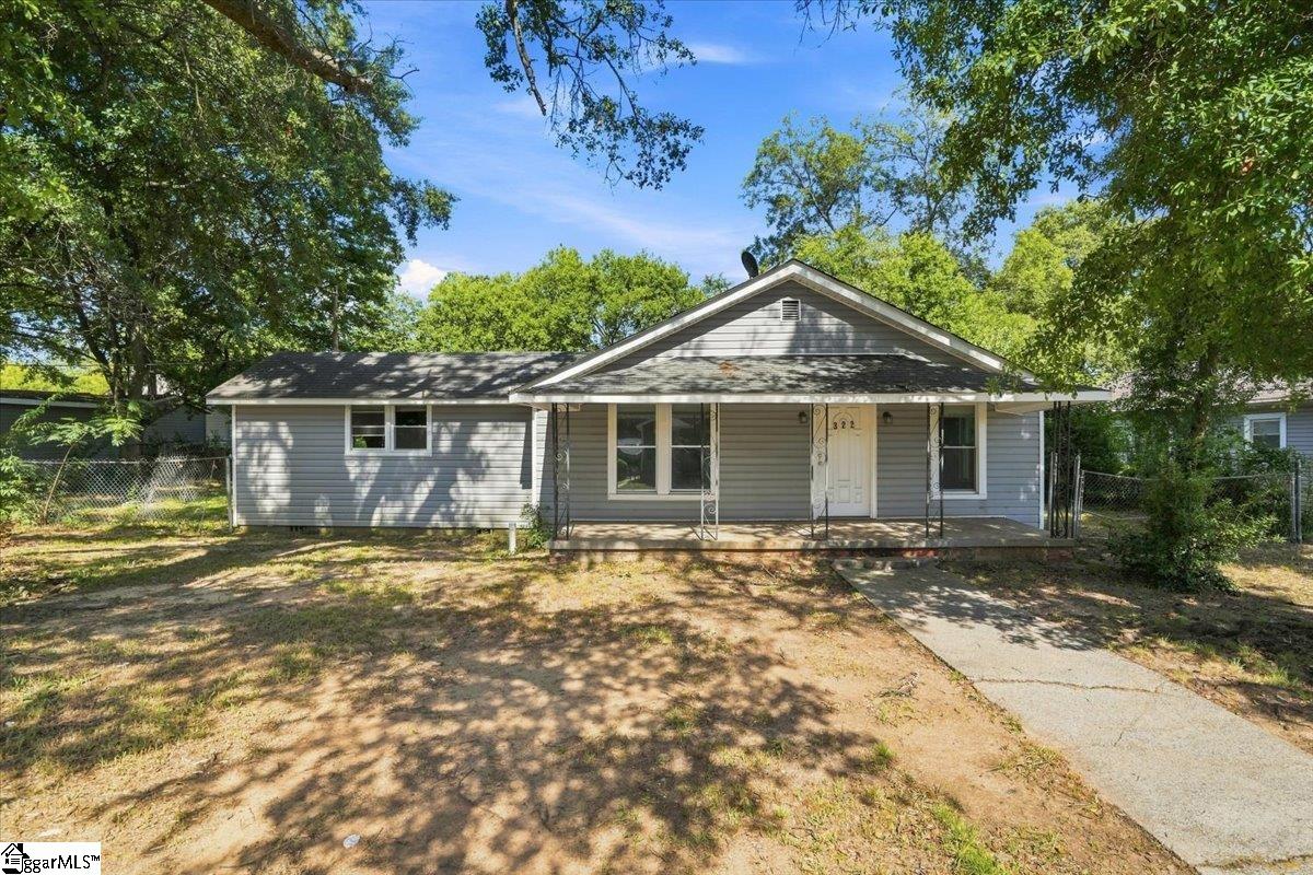 322 W Wilburn Avenue Property Photo 2