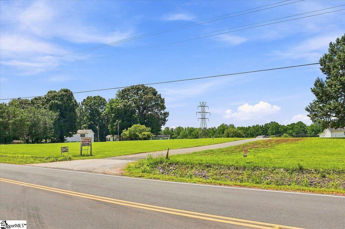 557 Seay Road Property Photo 12