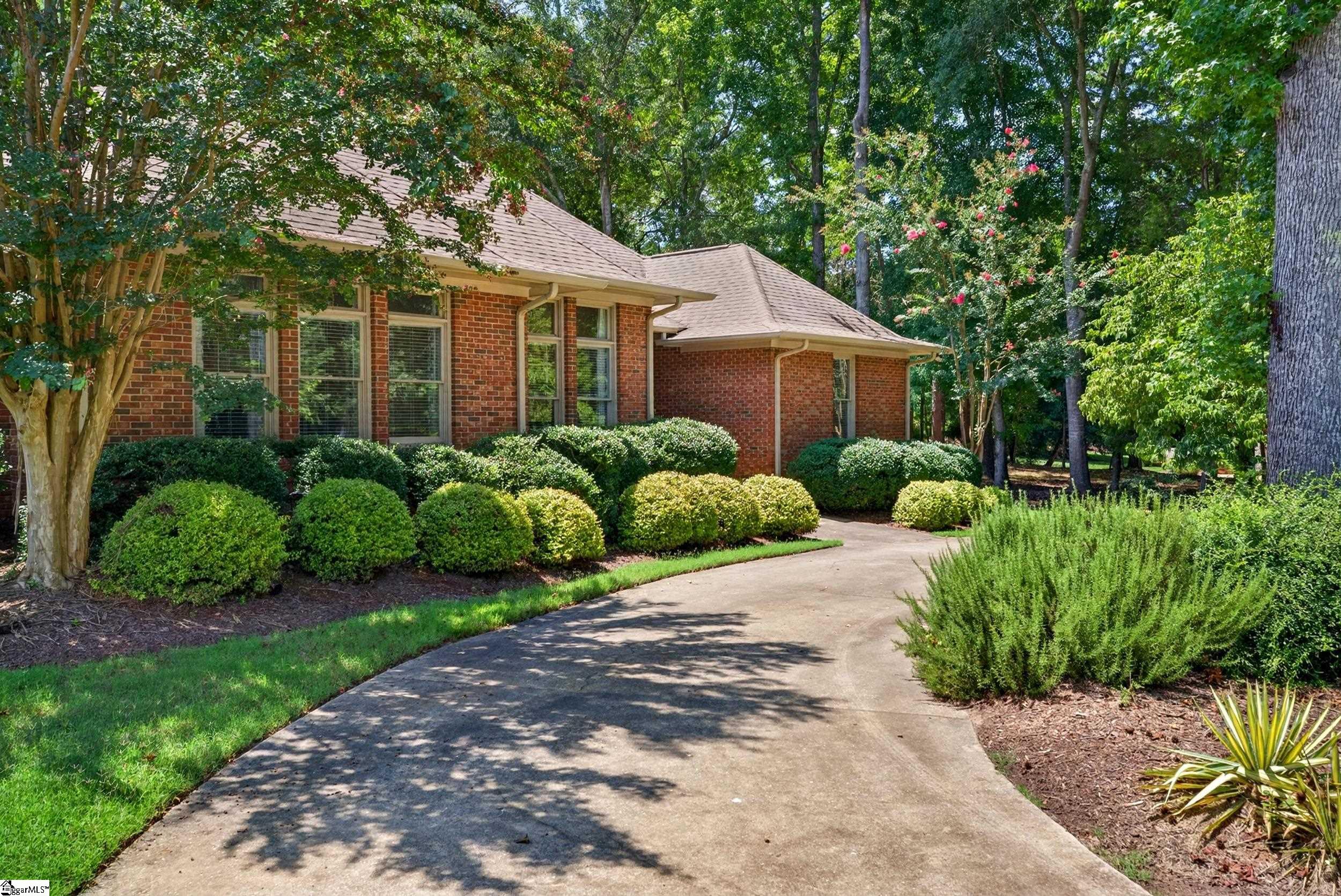 216 Muirfield Drive Property Photo 31