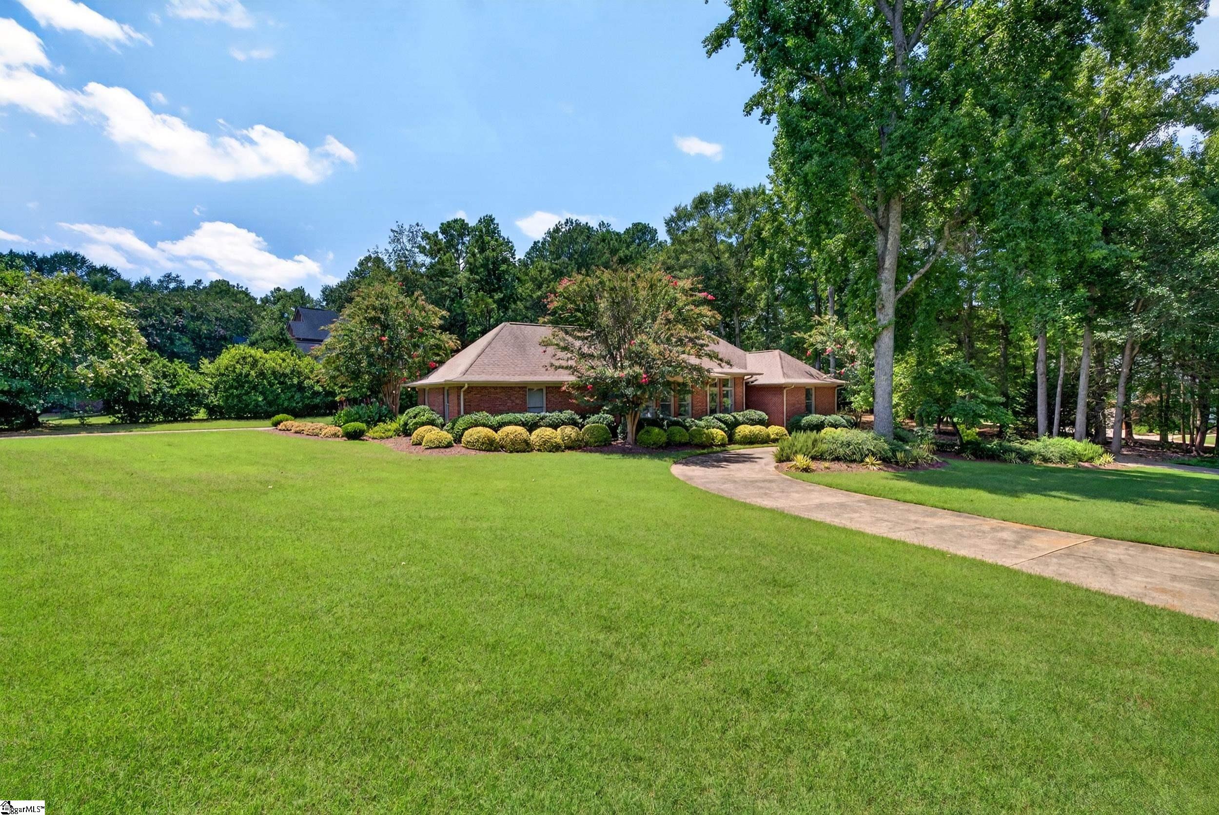 216 Muirfield Drive Property Photo 39