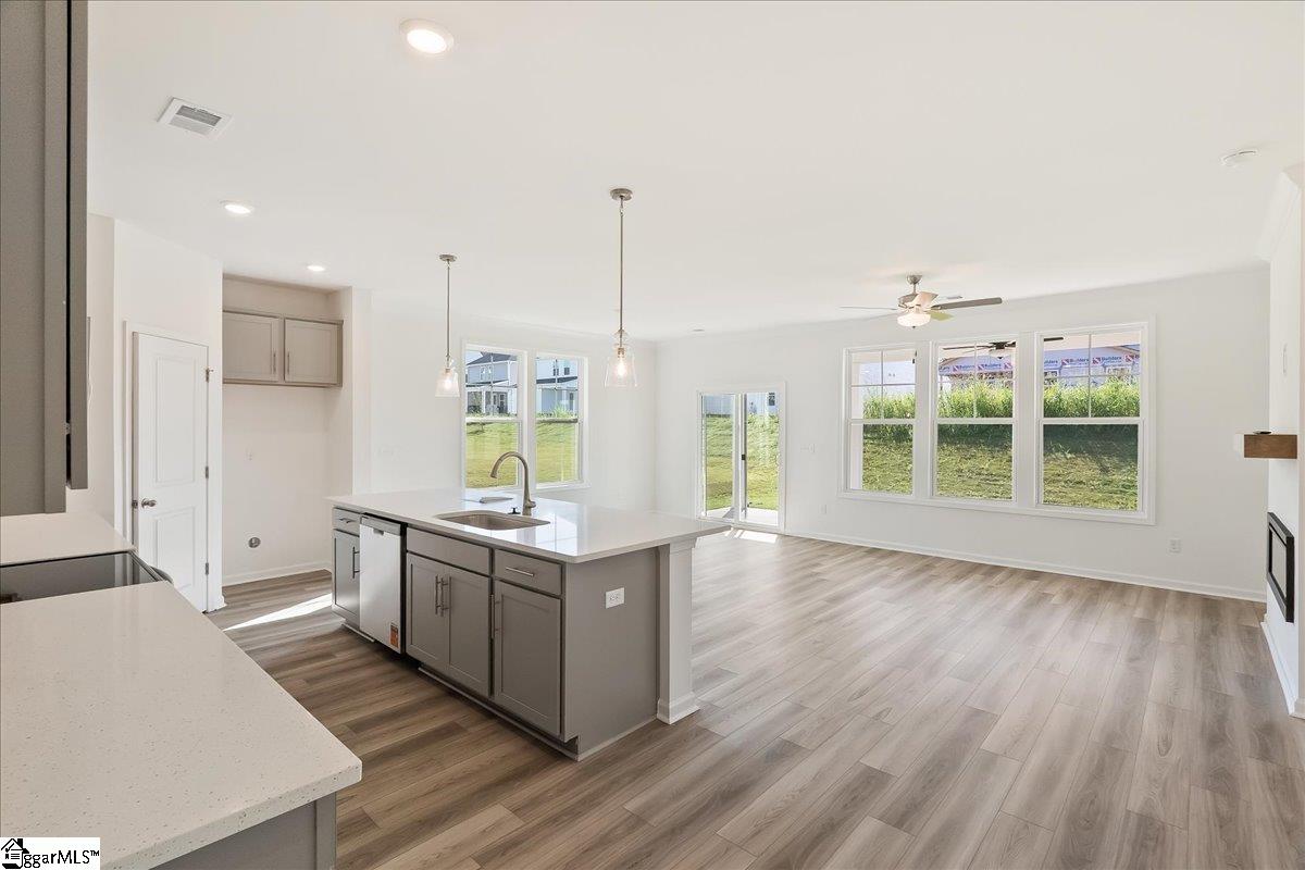 2049 Halton Oaks Drive Property Photo 6