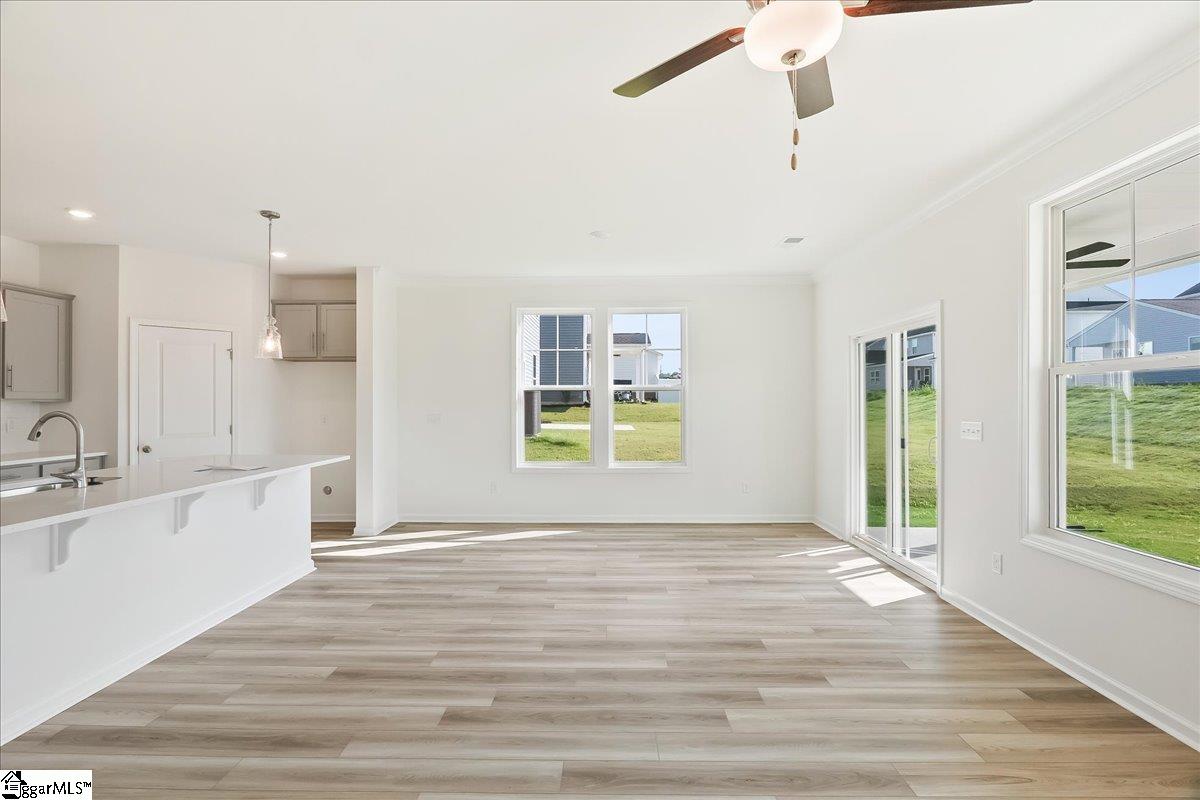 2049 Halton Oaks Drive Property Photo 7