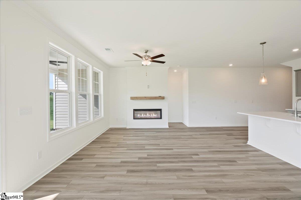 2049 Halton Oaks Drive Property Photo 8