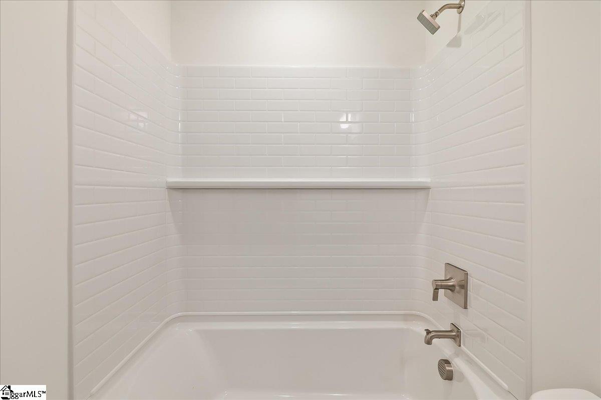 2049 Halton Oaks Drive Property Photo 27