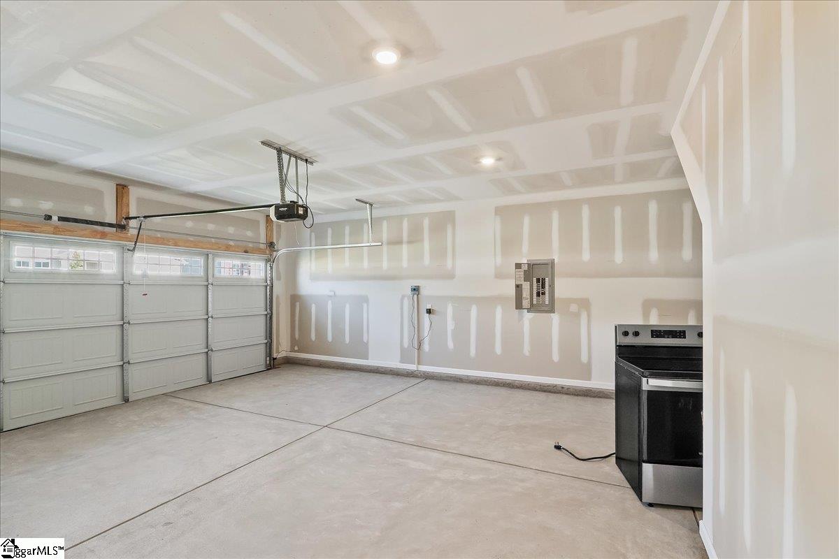 2049 Halton Oaks Drive Property Photo 30