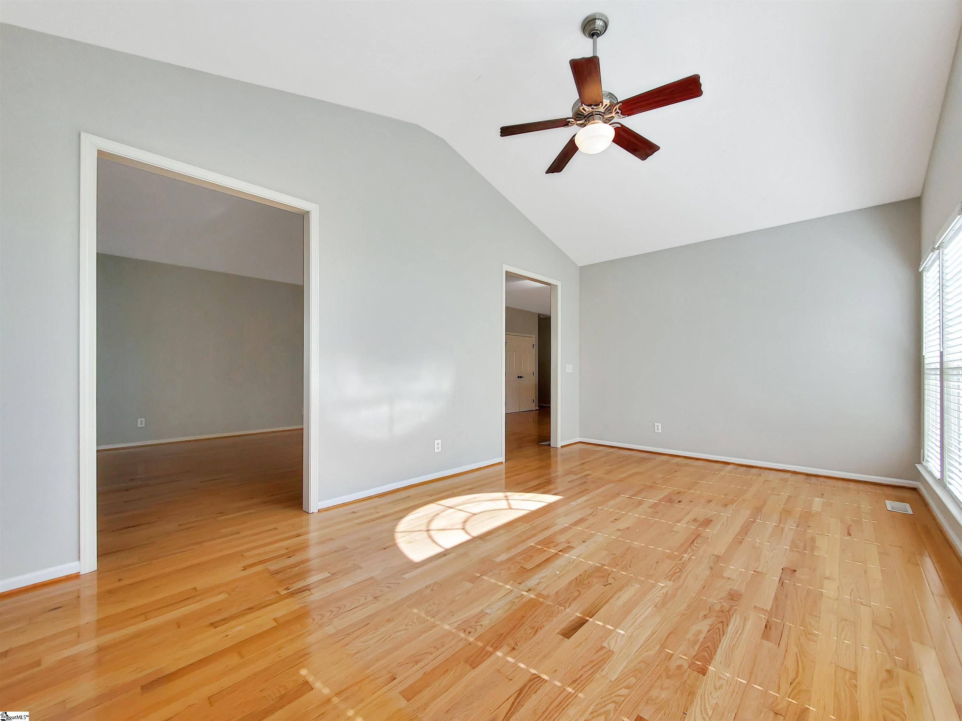 1599788 Property Photo 19