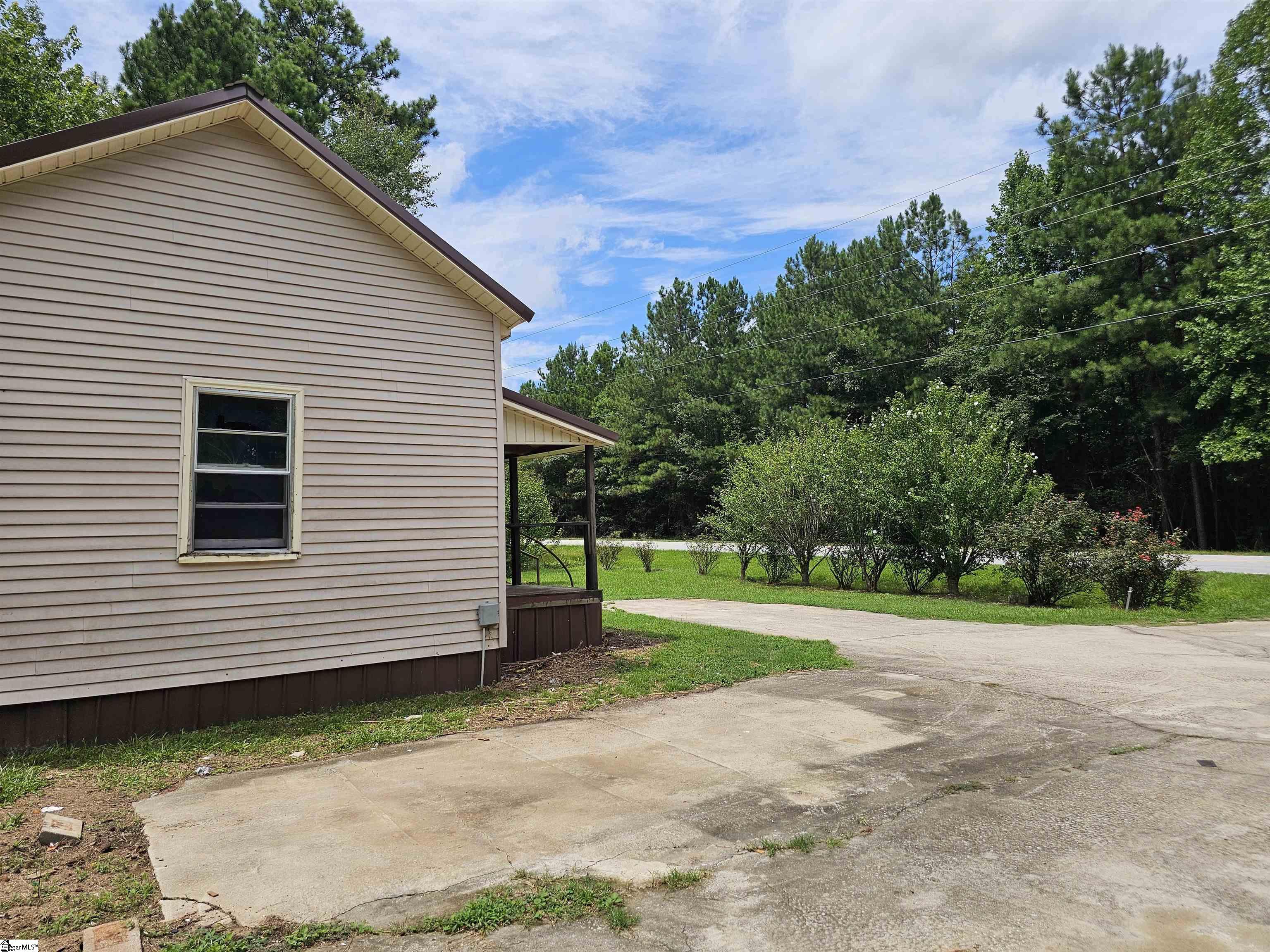 21684 E Highway 72 Property Photo 6