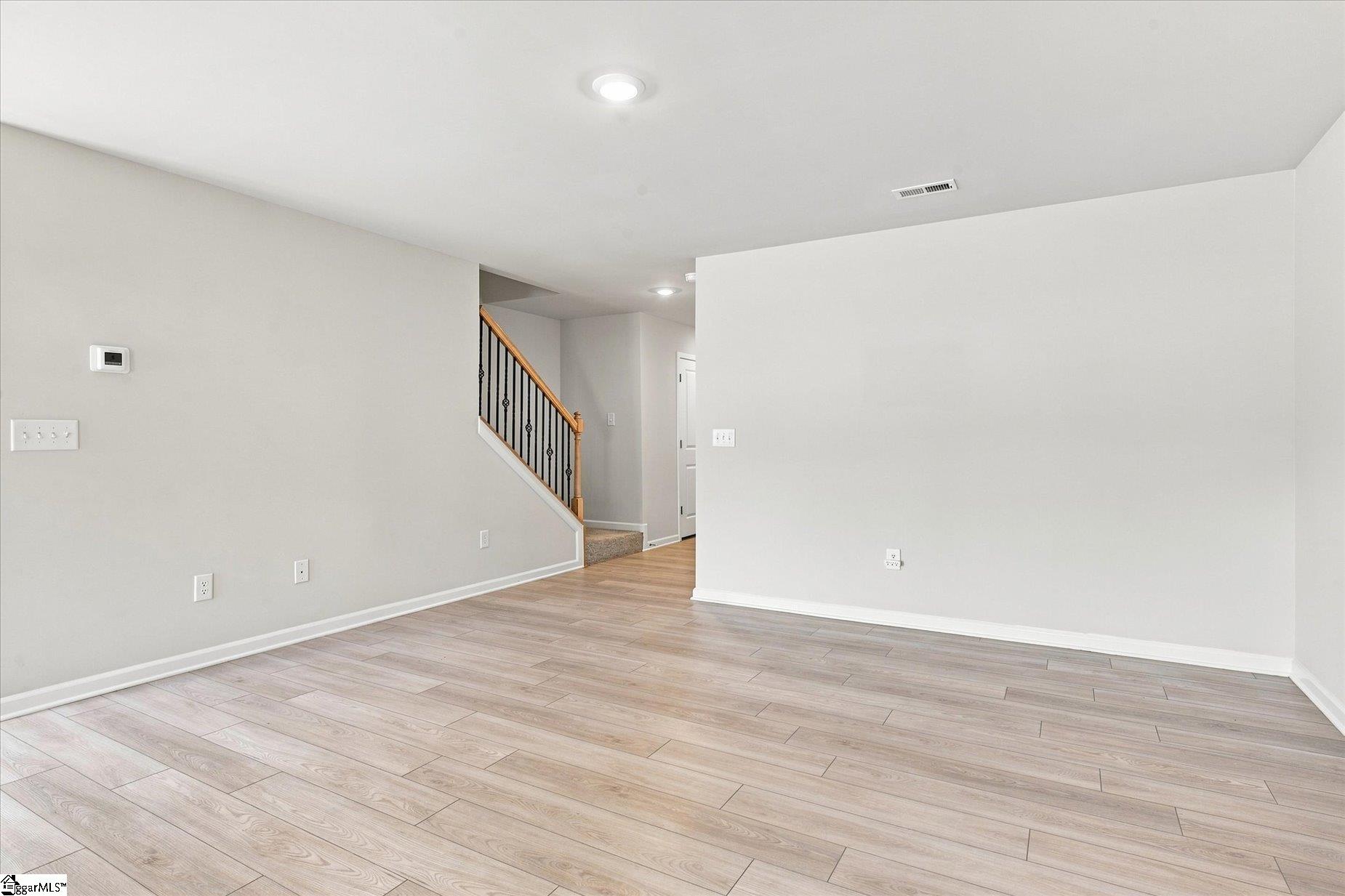3074 Whispering Willow Court Property Photo 7