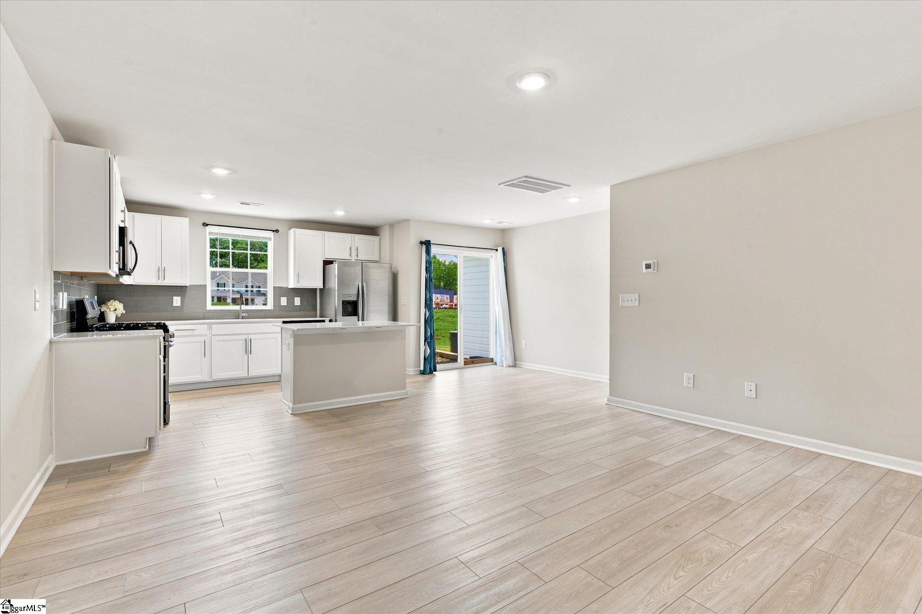 3074 Whispering Willow Court Property Photo 8