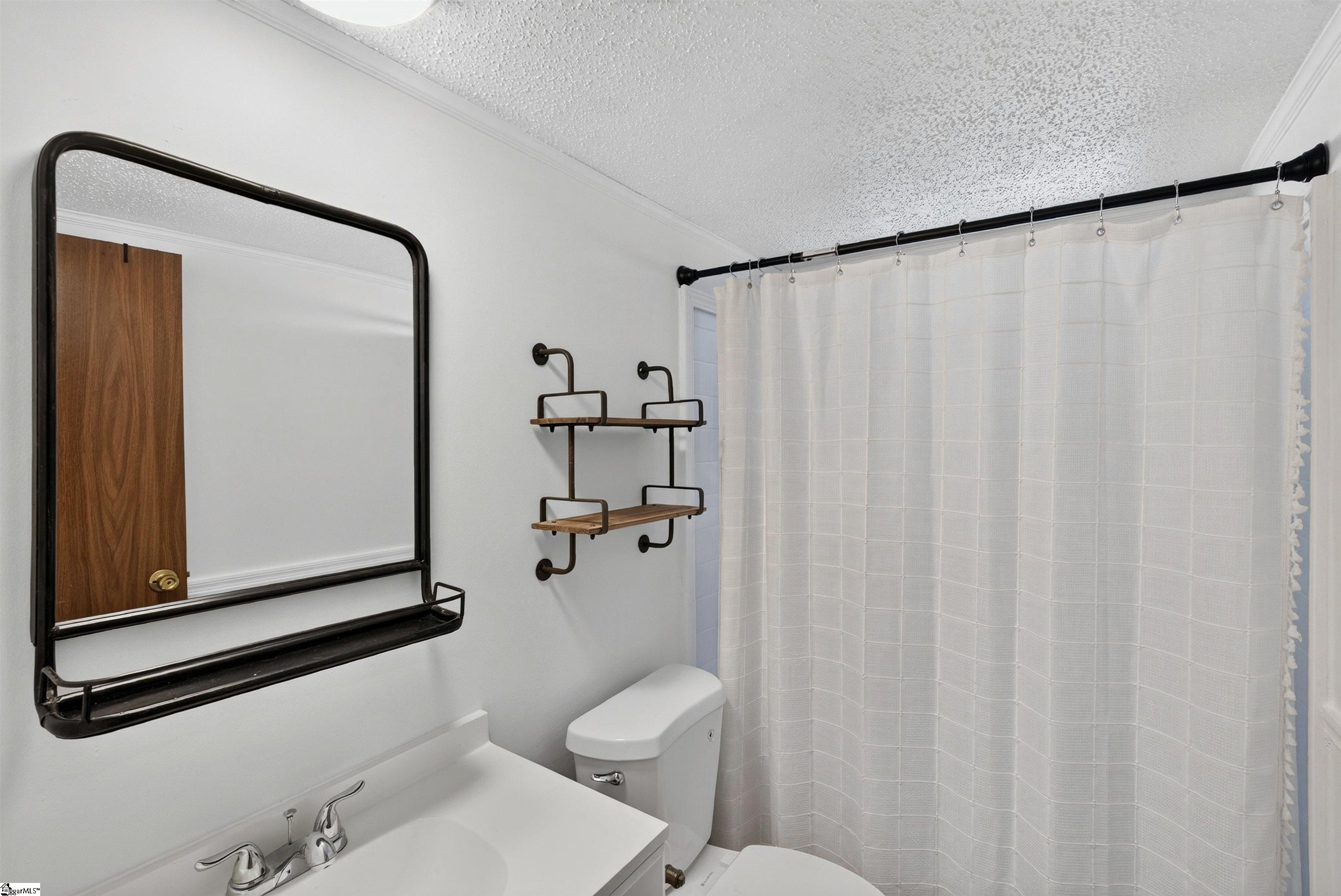 1599793 Property Photo 16