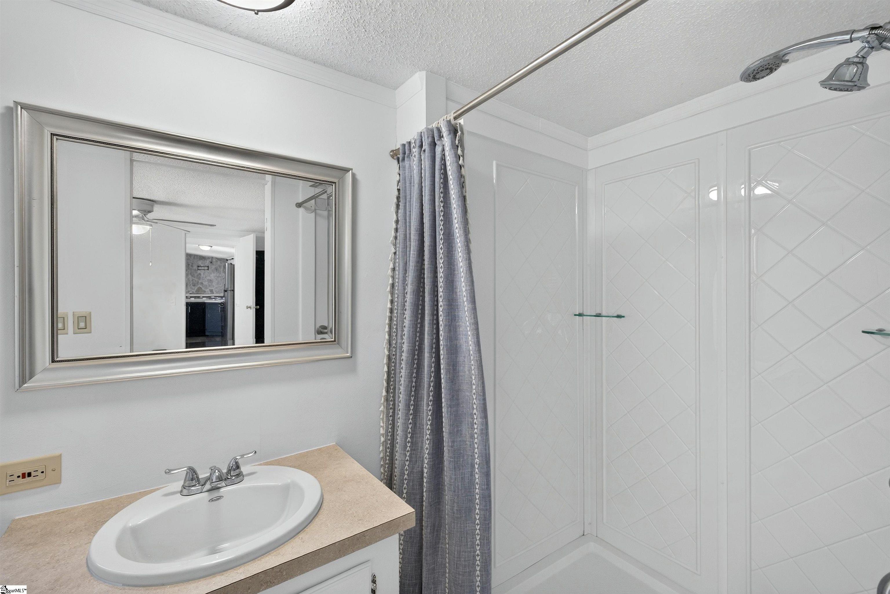 1599793 Property Photo 20