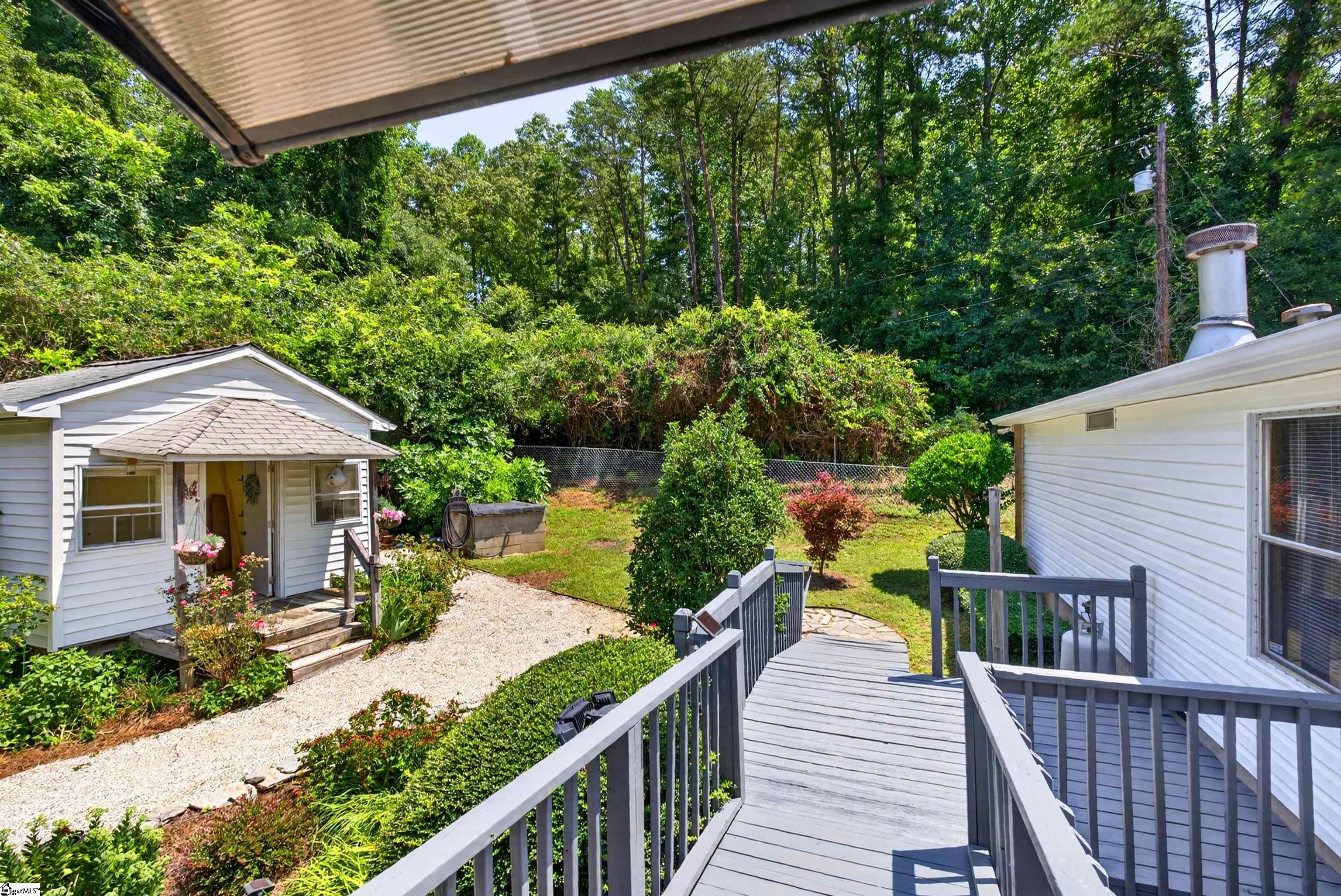 1599793 Property Photo 22