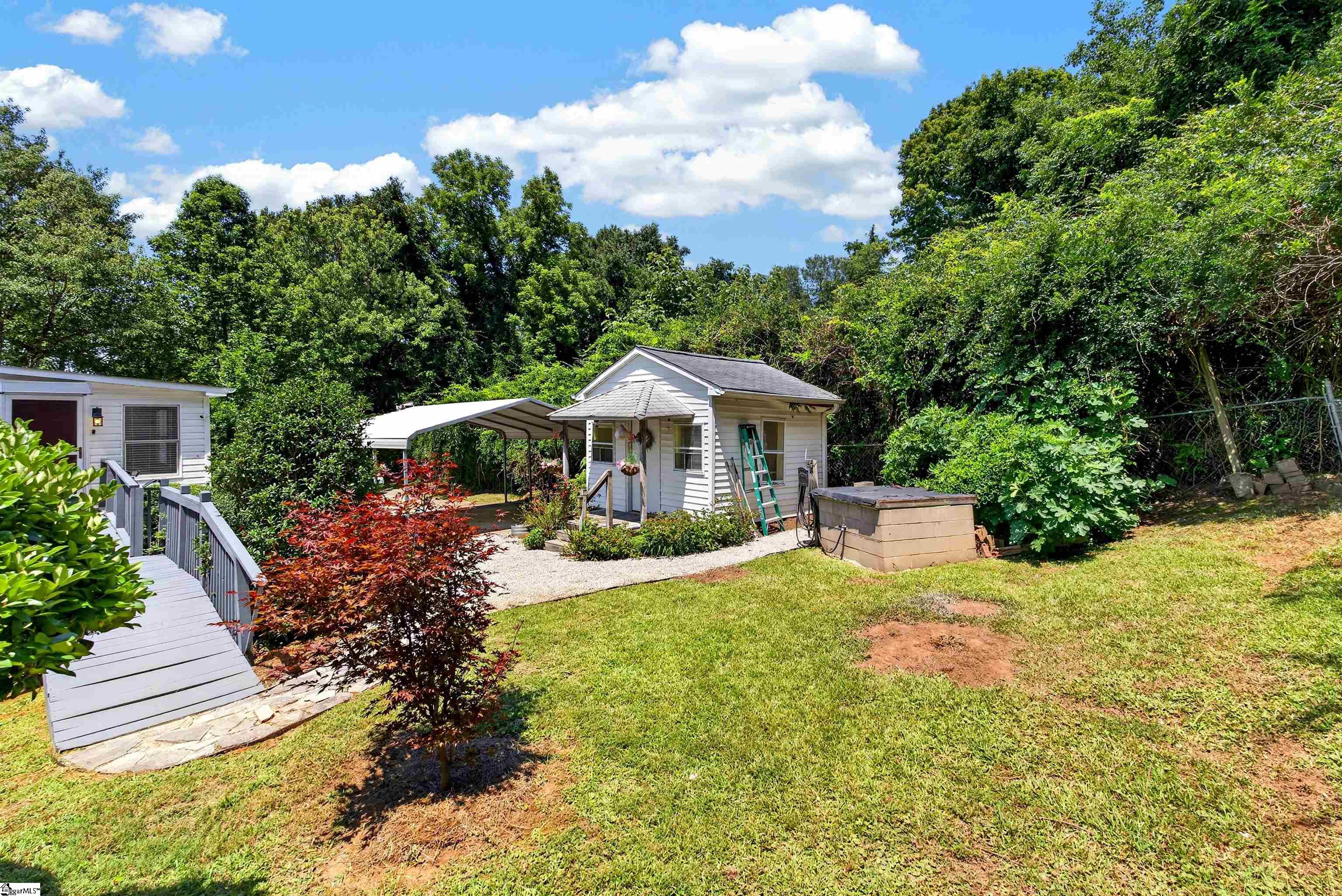 1599793 Property Photo 25