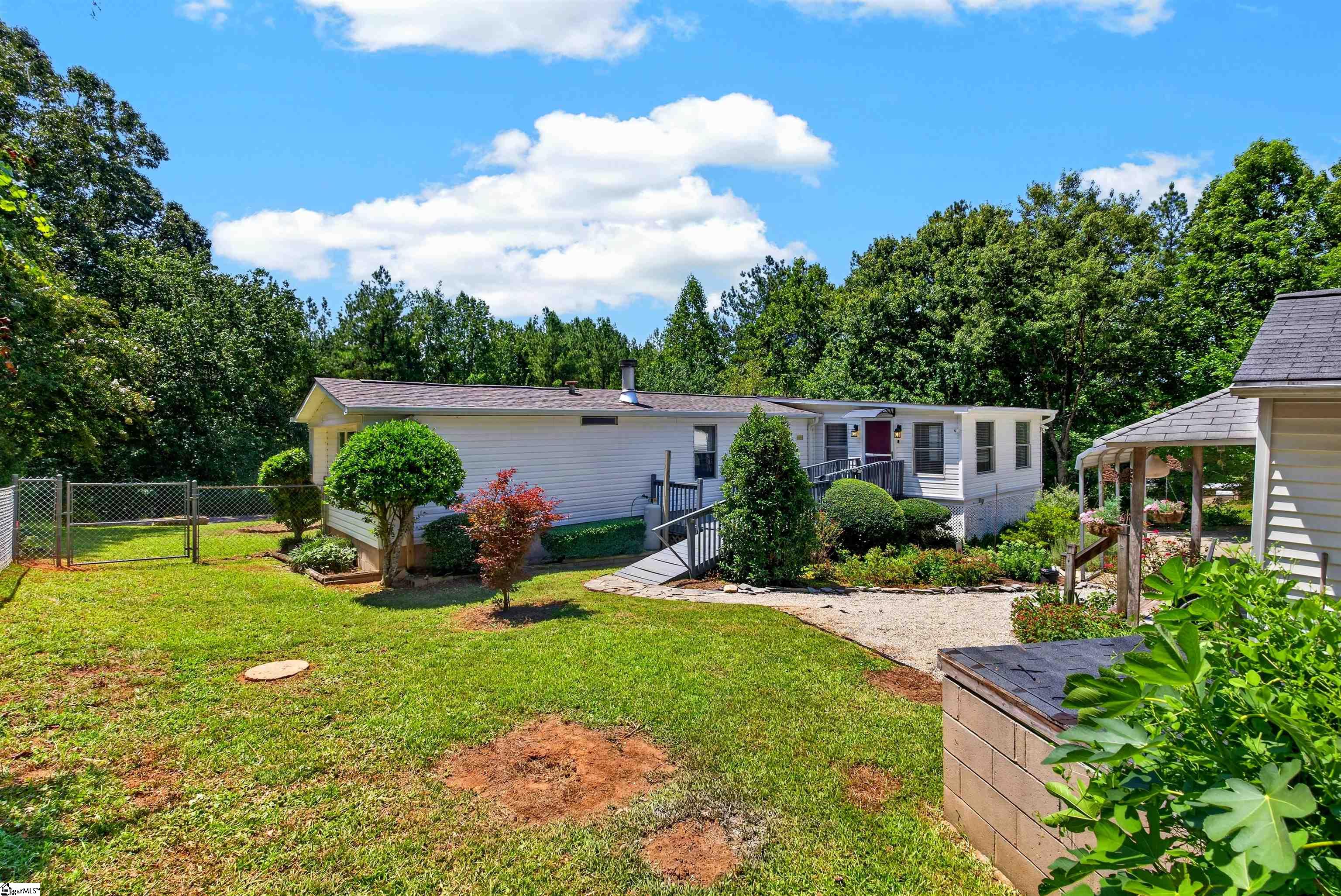 1599793 Property Photo 26