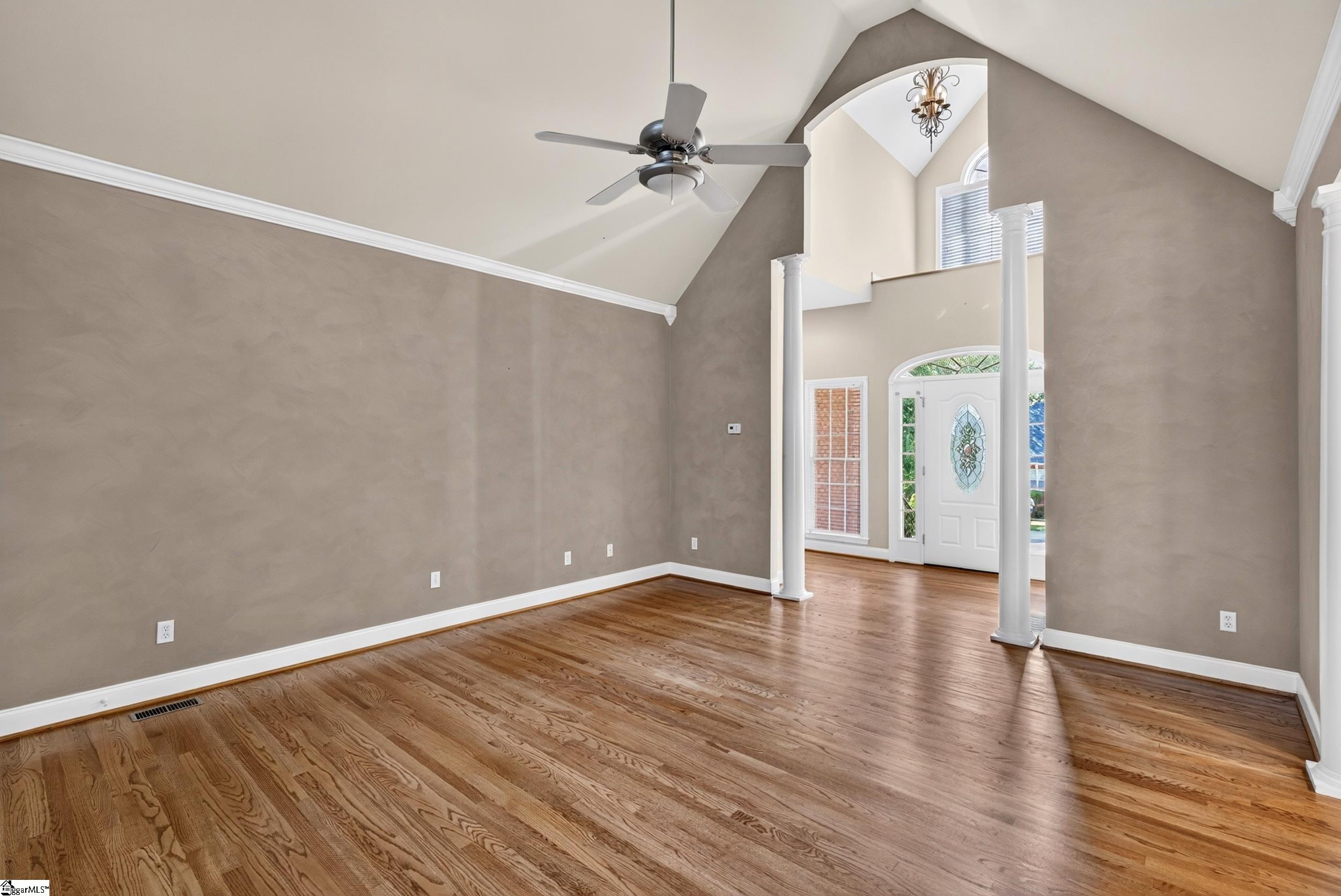 283 Rock Springs Drive Property Photo 6