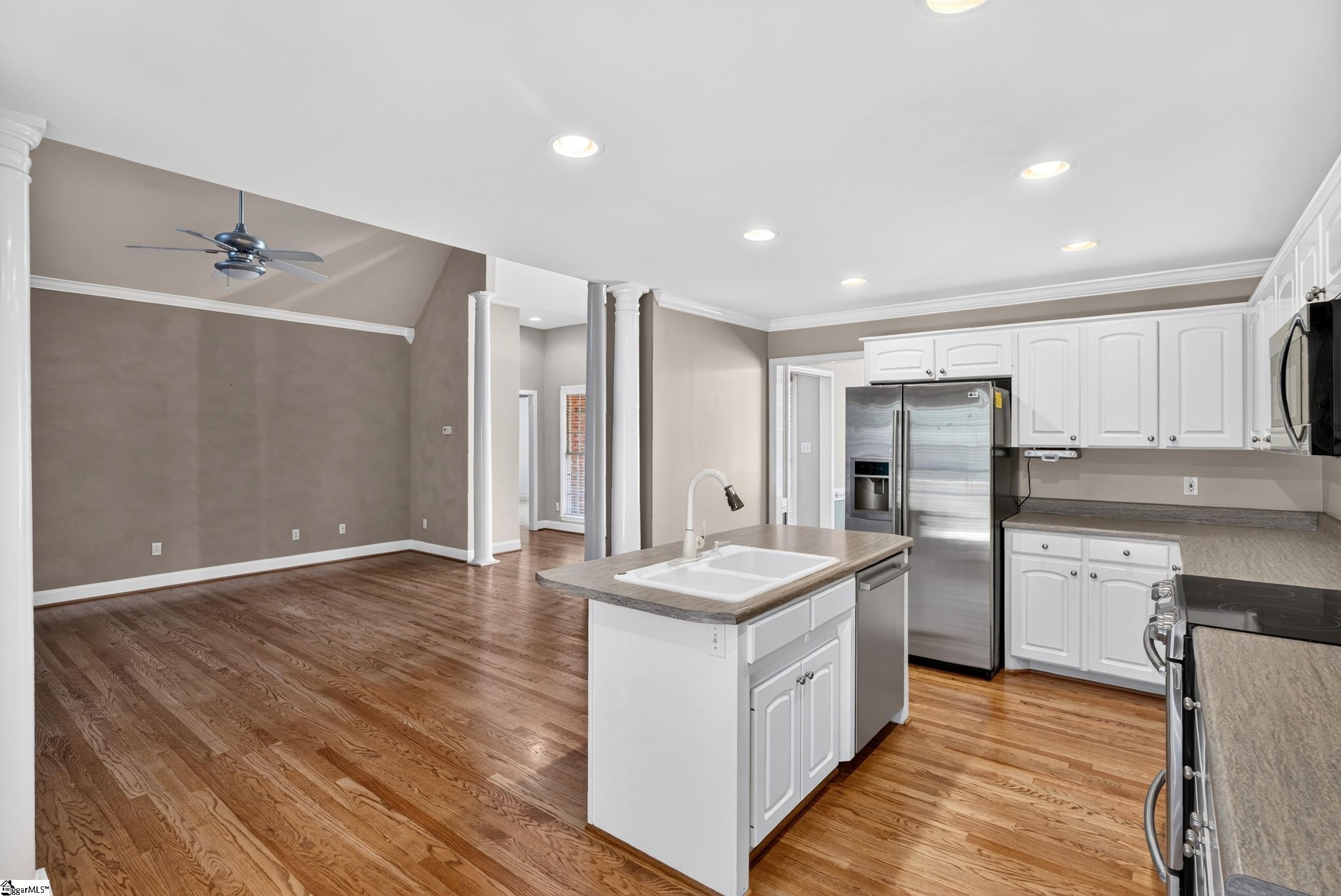 283 Rock Springs Drive Property Photo 11