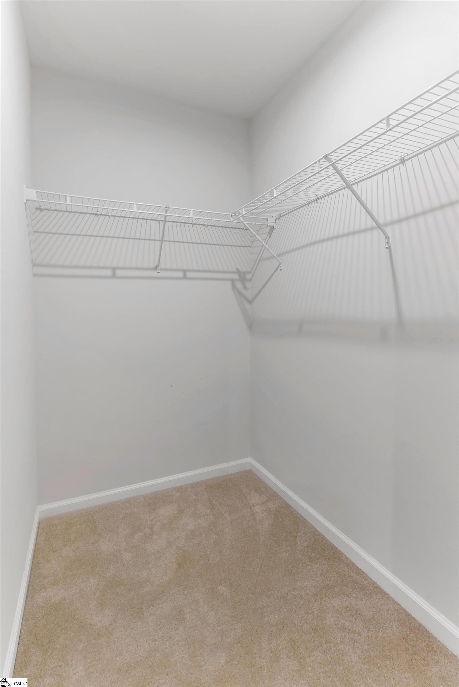 2085 Evanston Drive Property Photo 19
