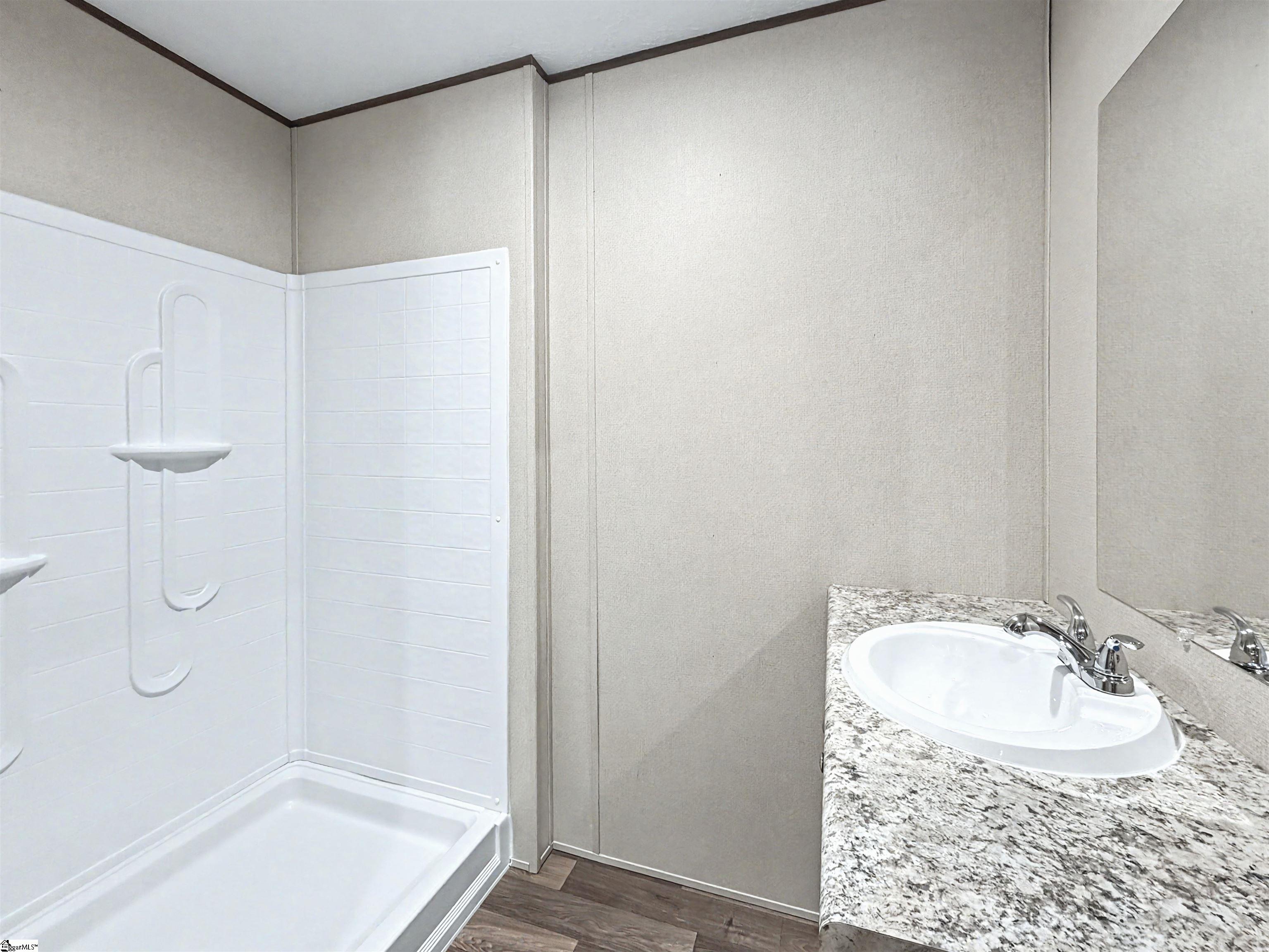 718 Hines Road Property Photo 10