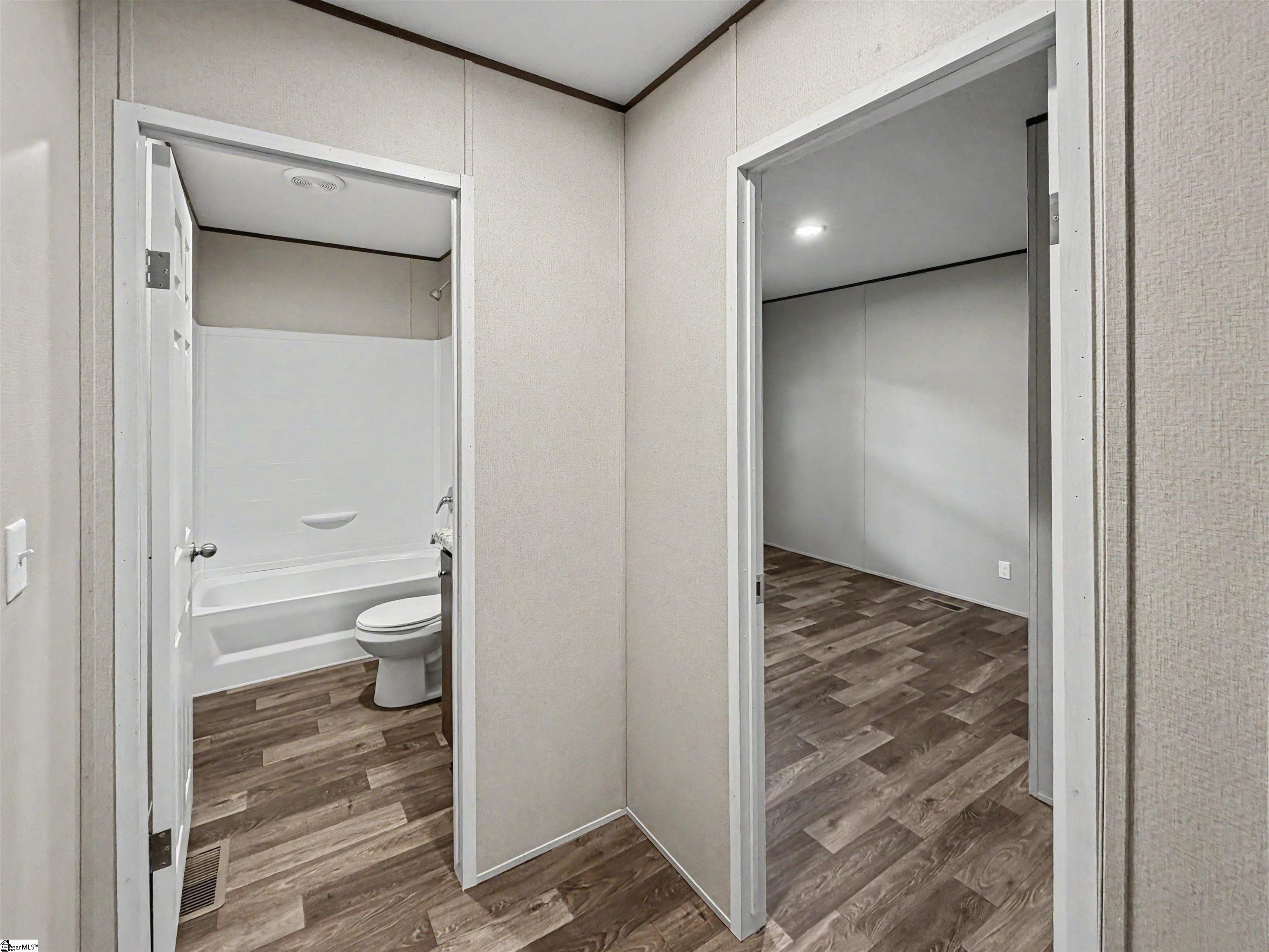718 Hines Road Property Photo 12