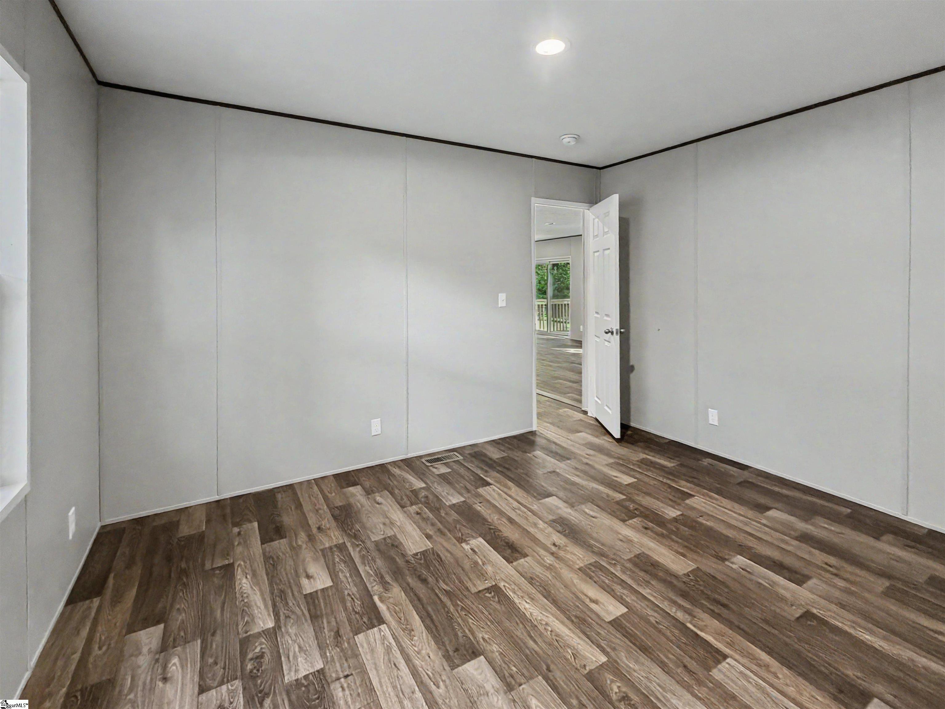 718 Hines Road Property Photo 18