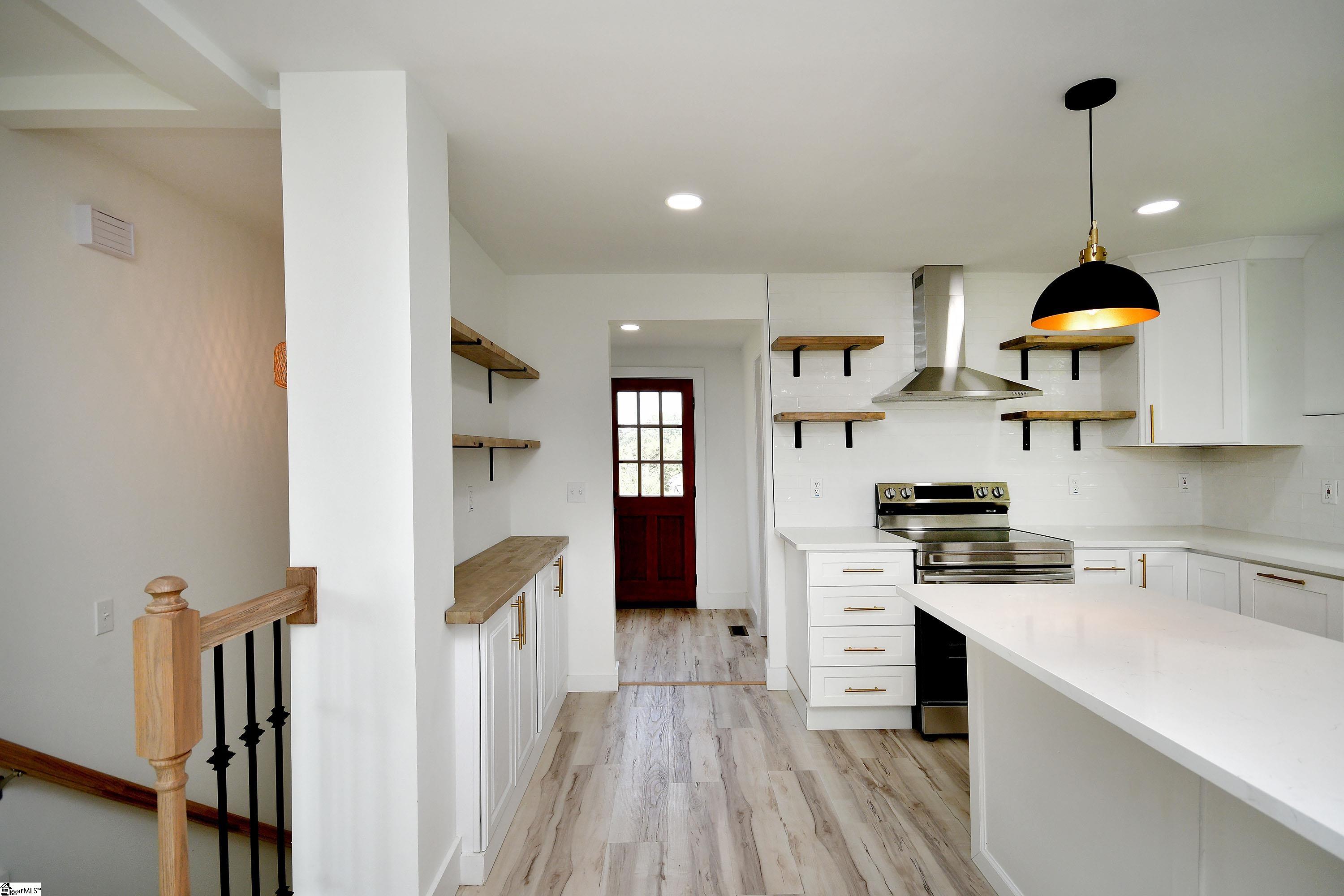 407 I Street Property Photo 12