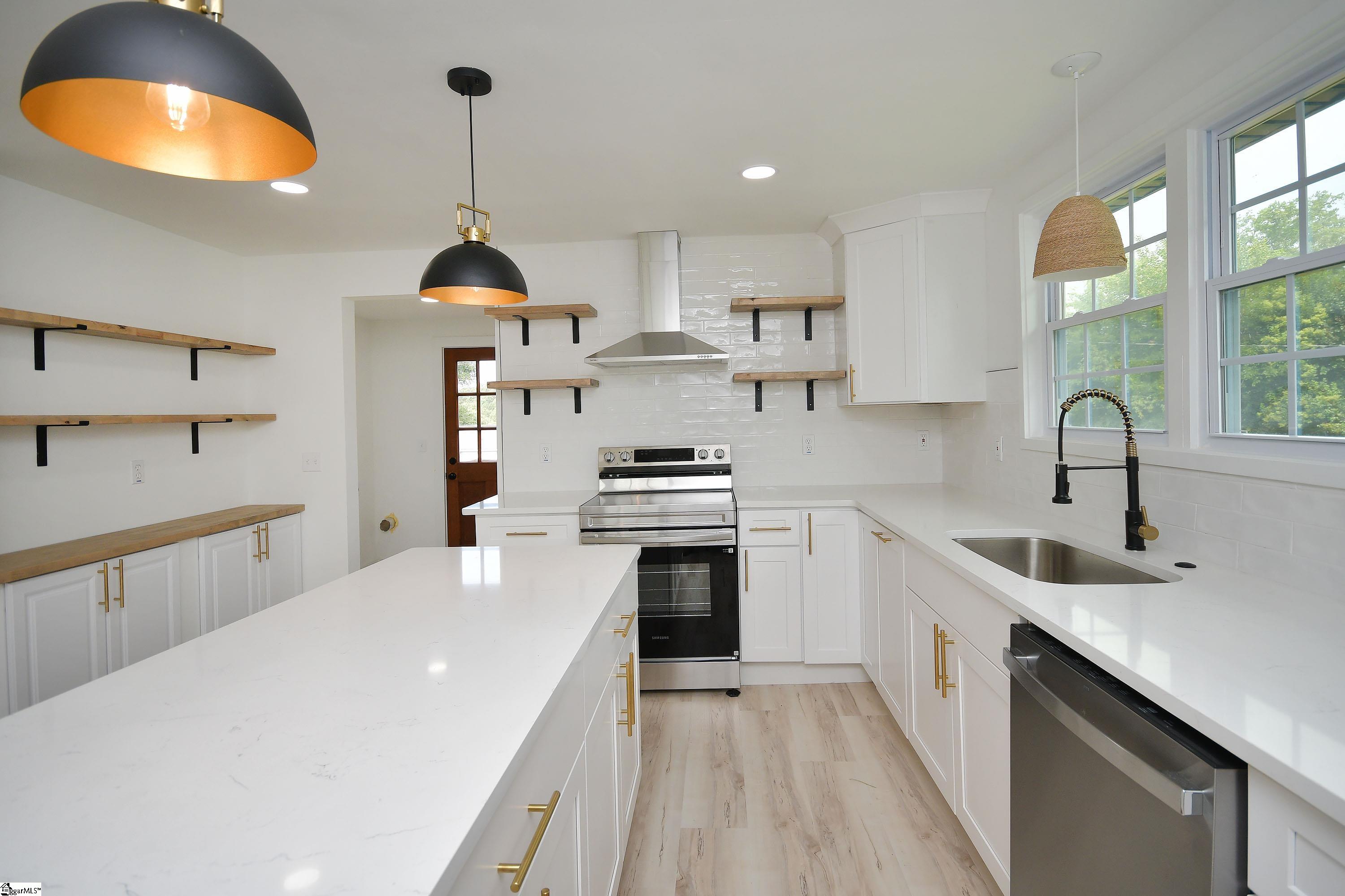 407 I Street Property Photo 13