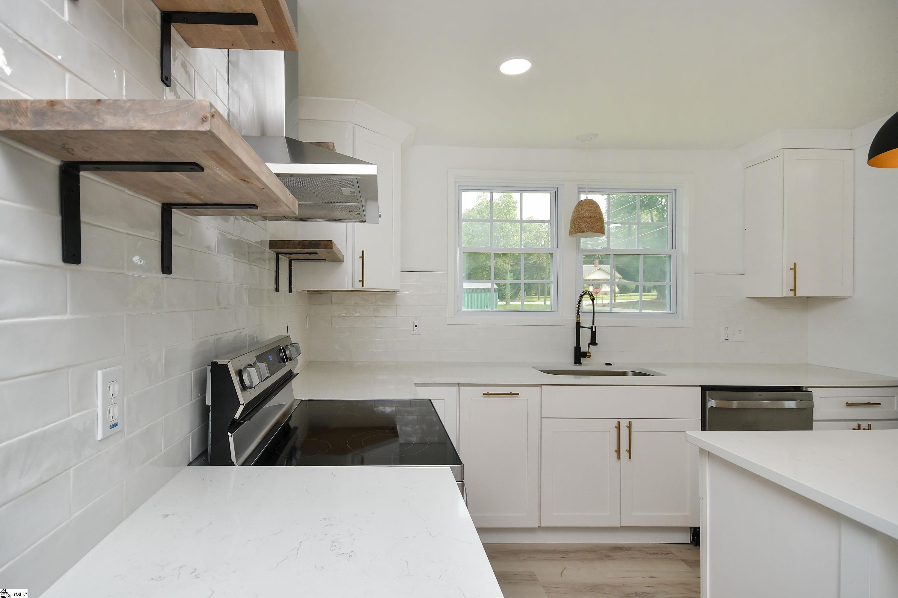 407 I Street Property Photo 17