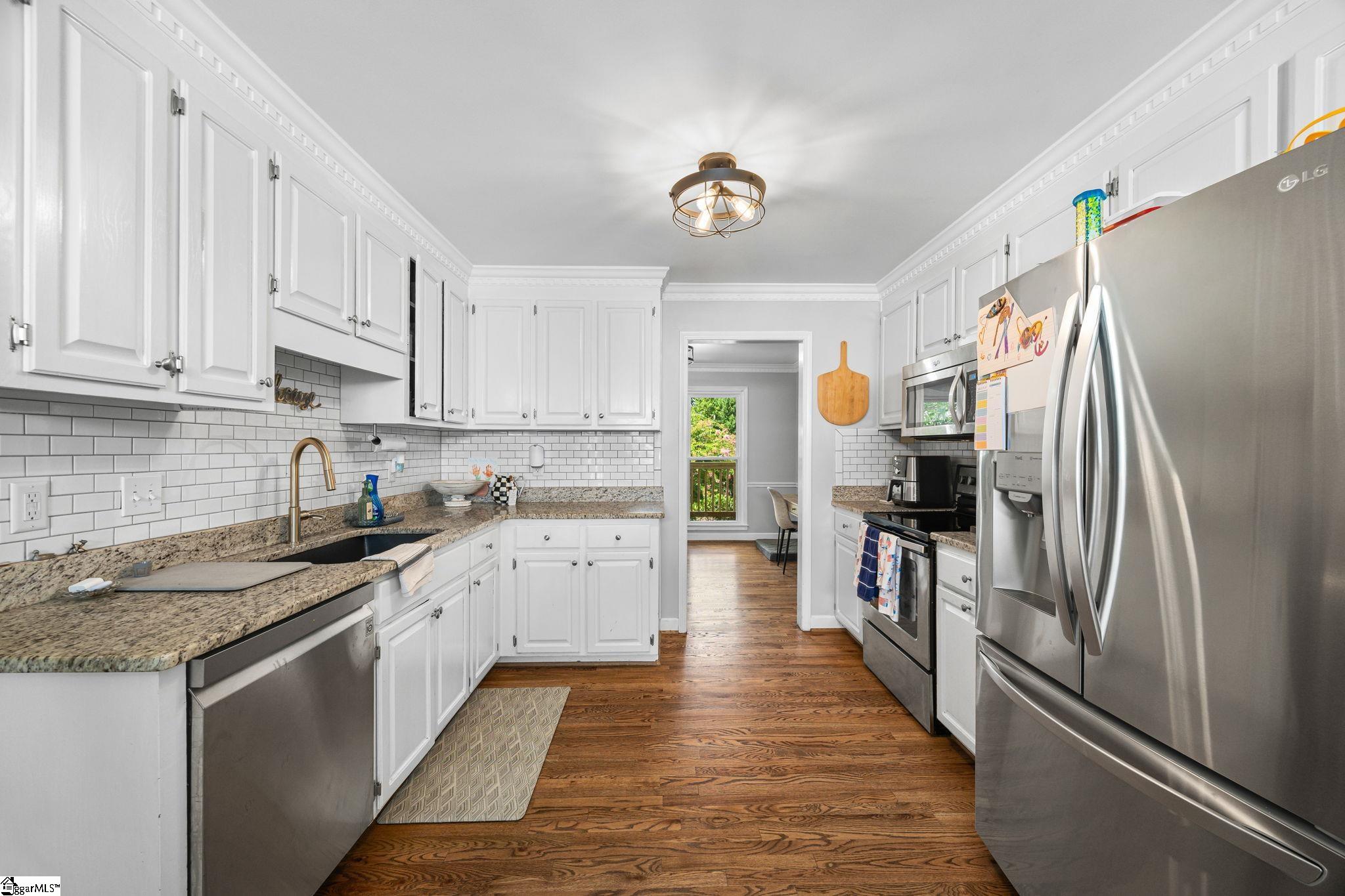 8 River Way Drive Property Photo 18
