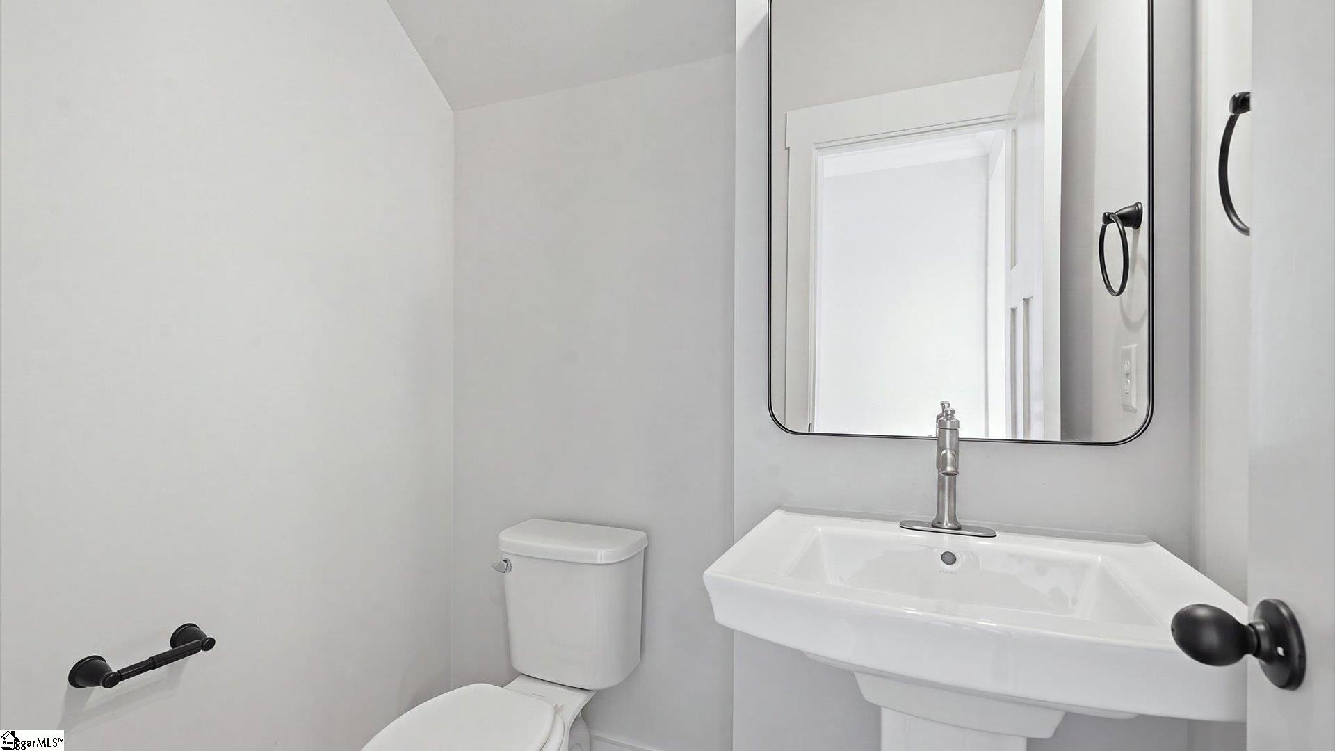 241 Summerall Lane Property Photo 17