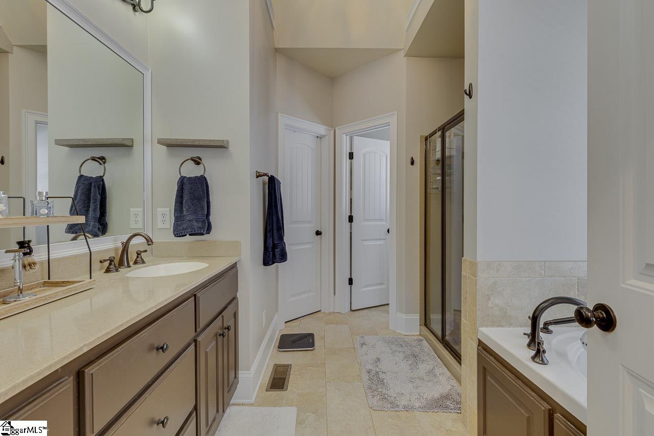 106 Kettle Oak Way Property Photo 11