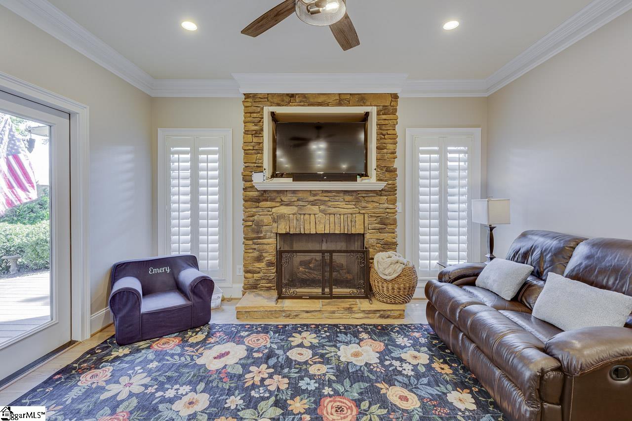 106 Kettle Oak Way Property Photo 24