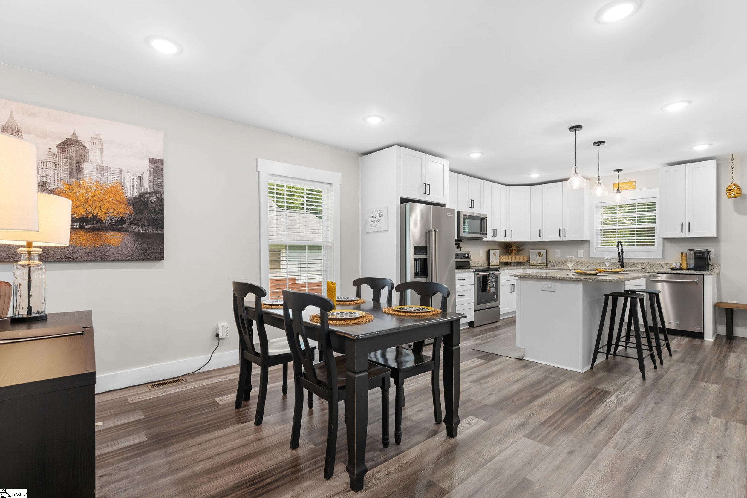 6 Heatherly Drive Property Photo 10
