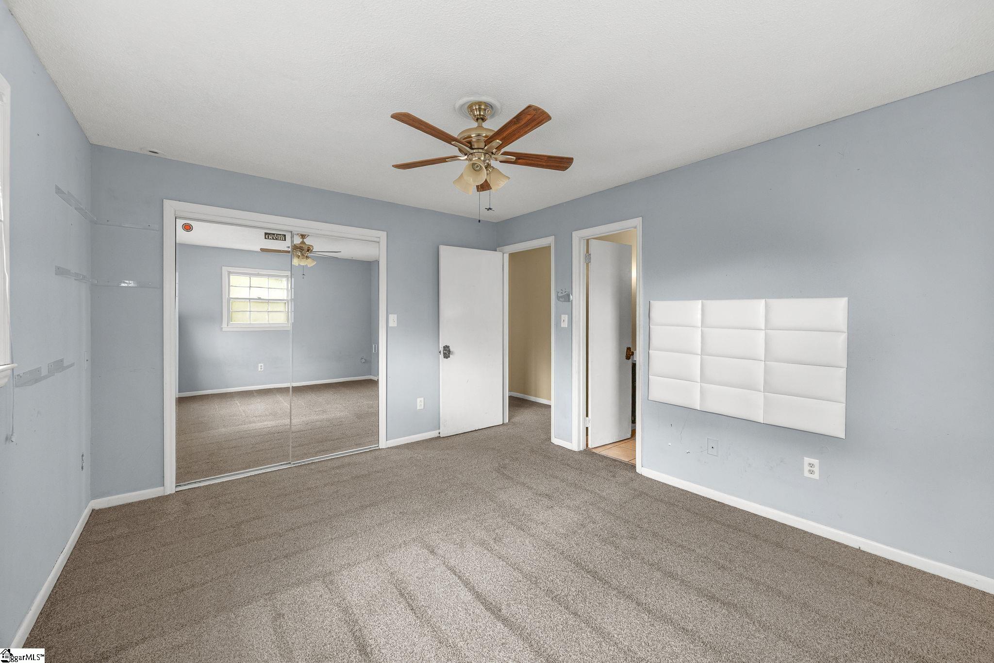 101 Hendrix Court Property Photo 18