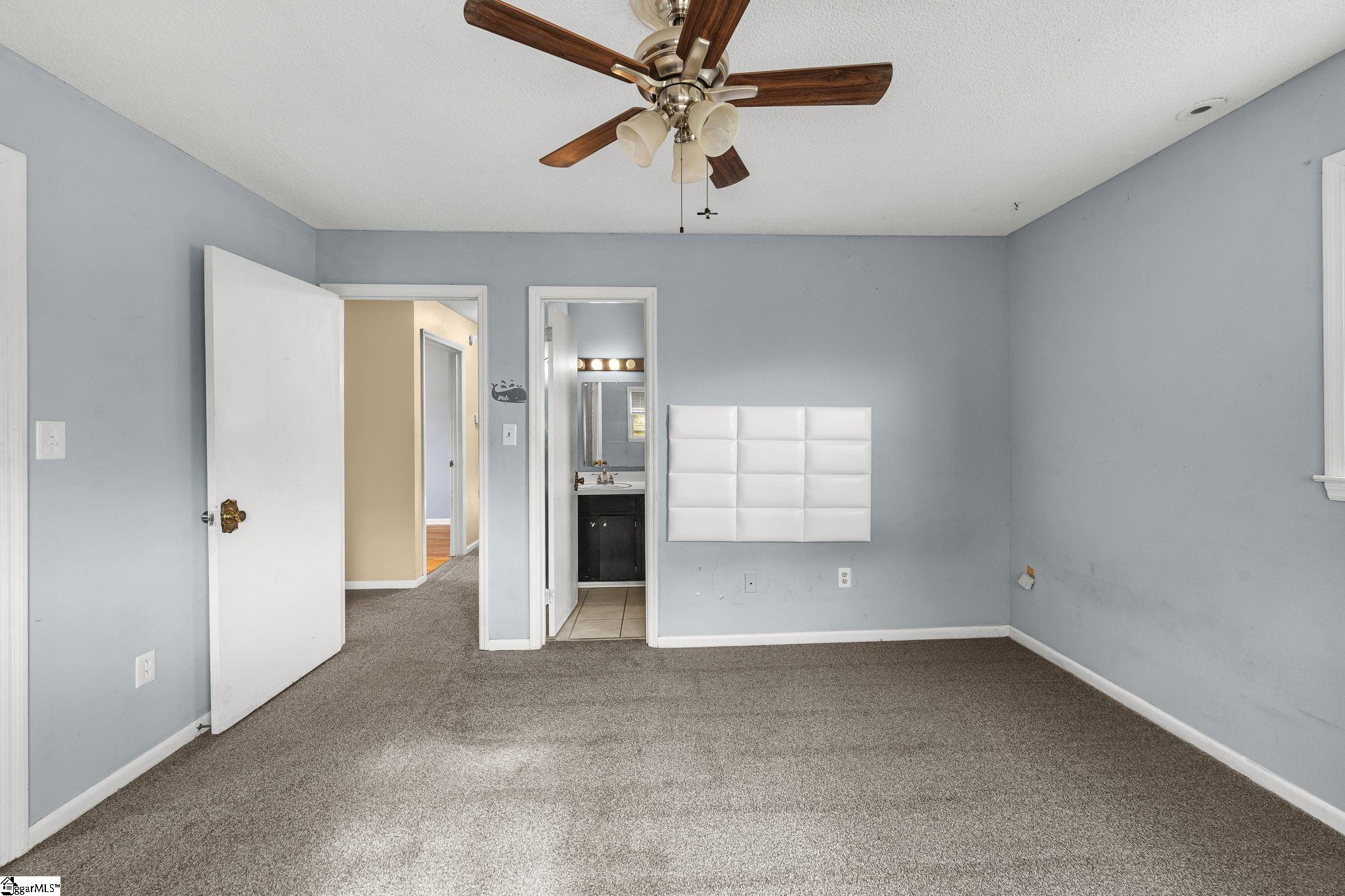101 Hendrix Court Property Photo 22