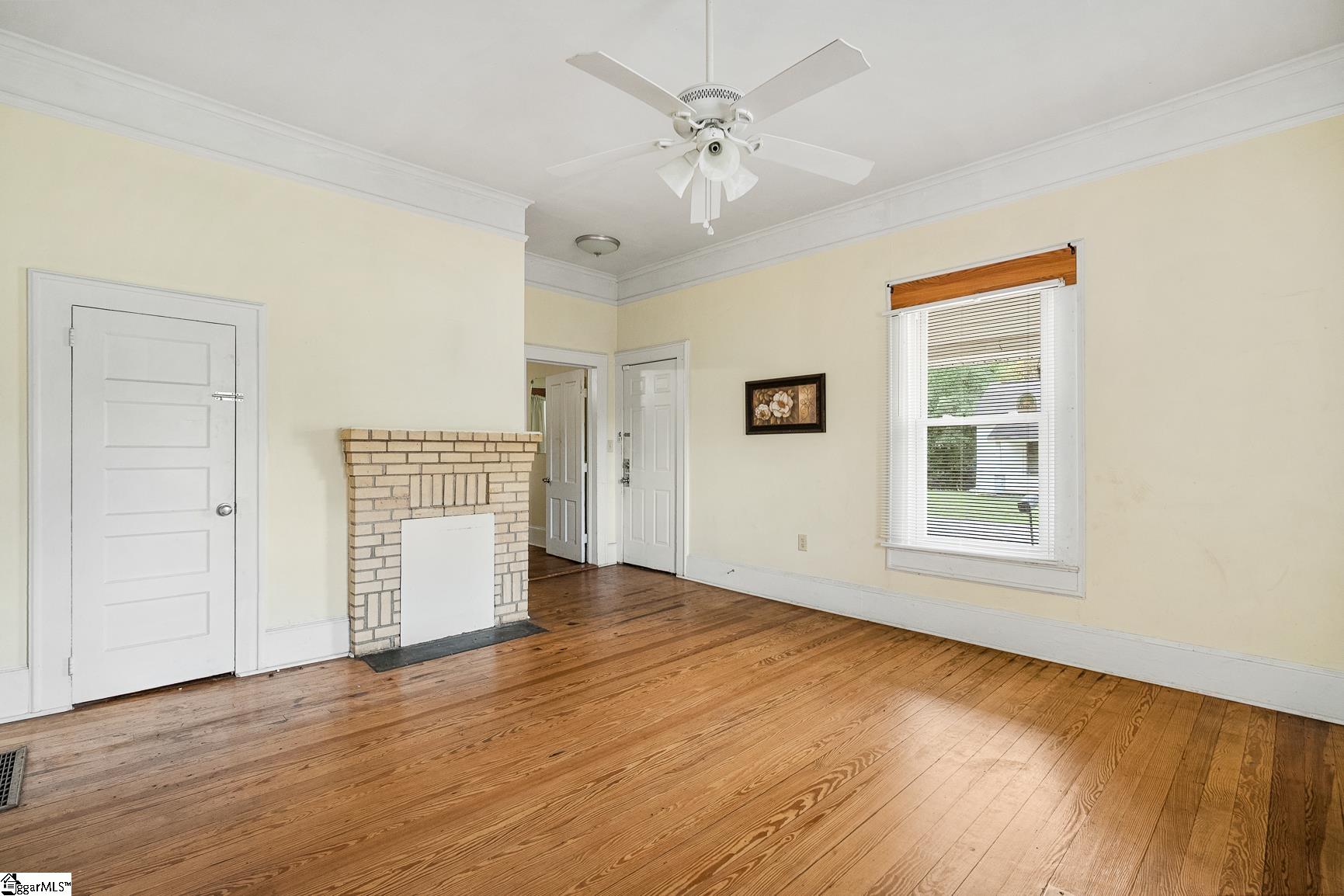 13 N Prince Street Property Photo 3