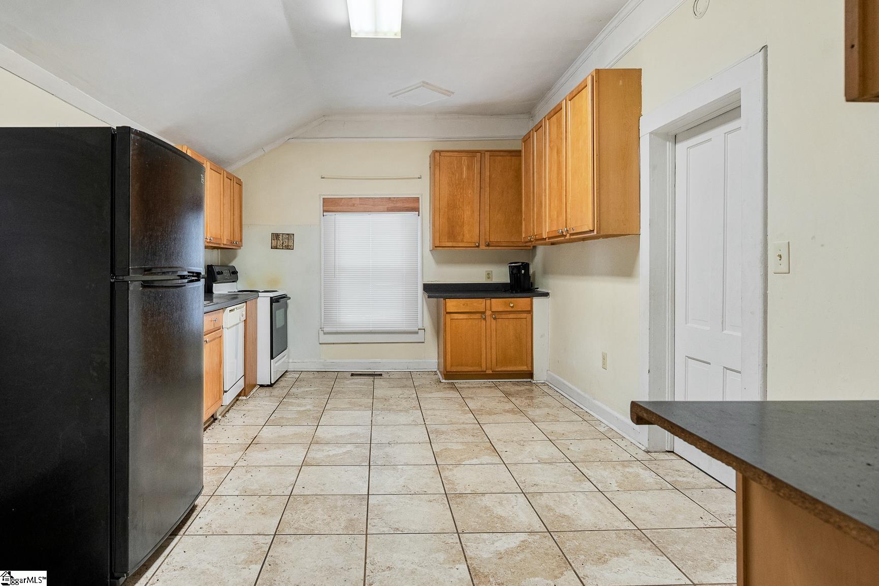 13 N Prince Street Property Photo 4