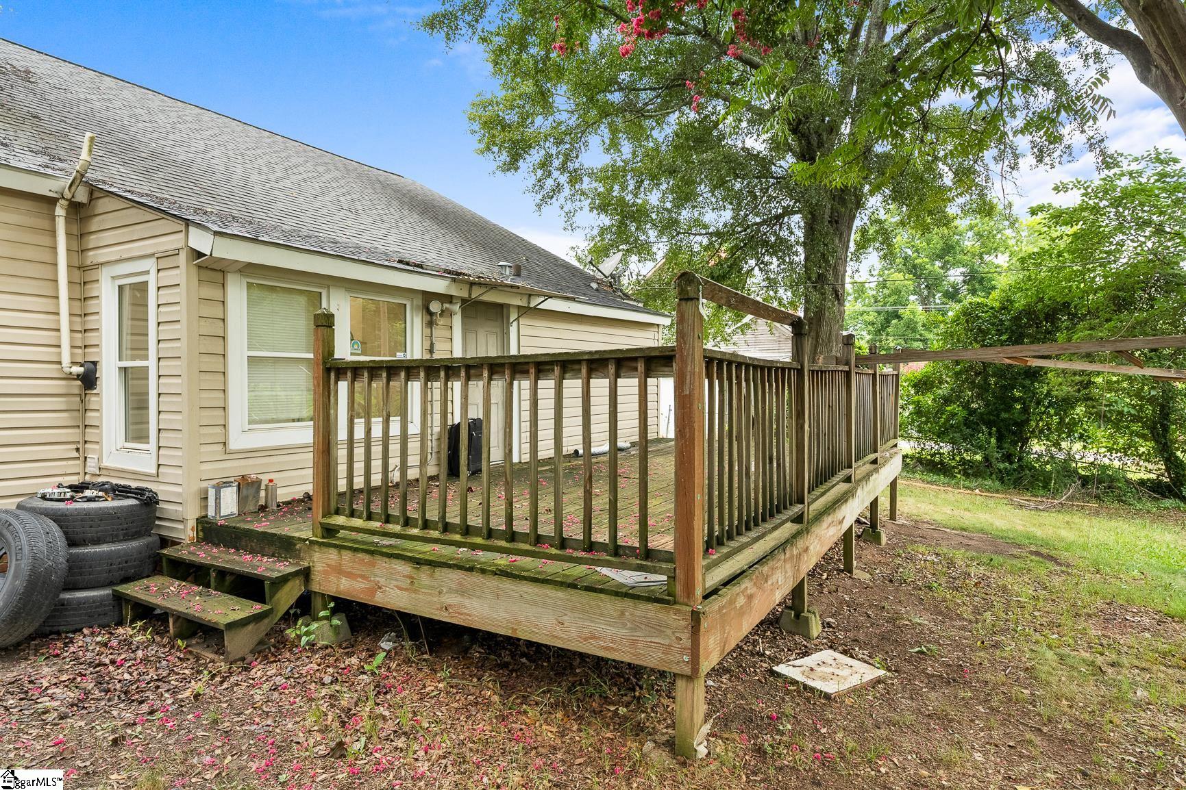 13 N Prince Street Property Photo 5