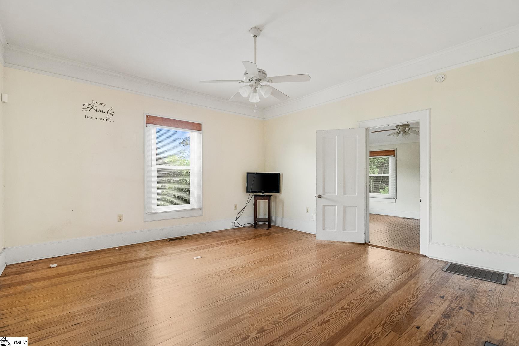 13 N Prince Street Property Photo 6